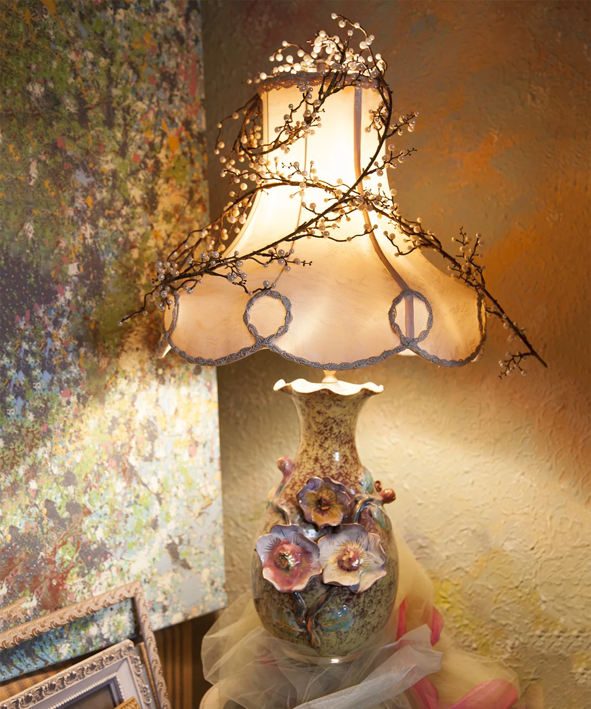 H_glowing_spun_lamp.jpg