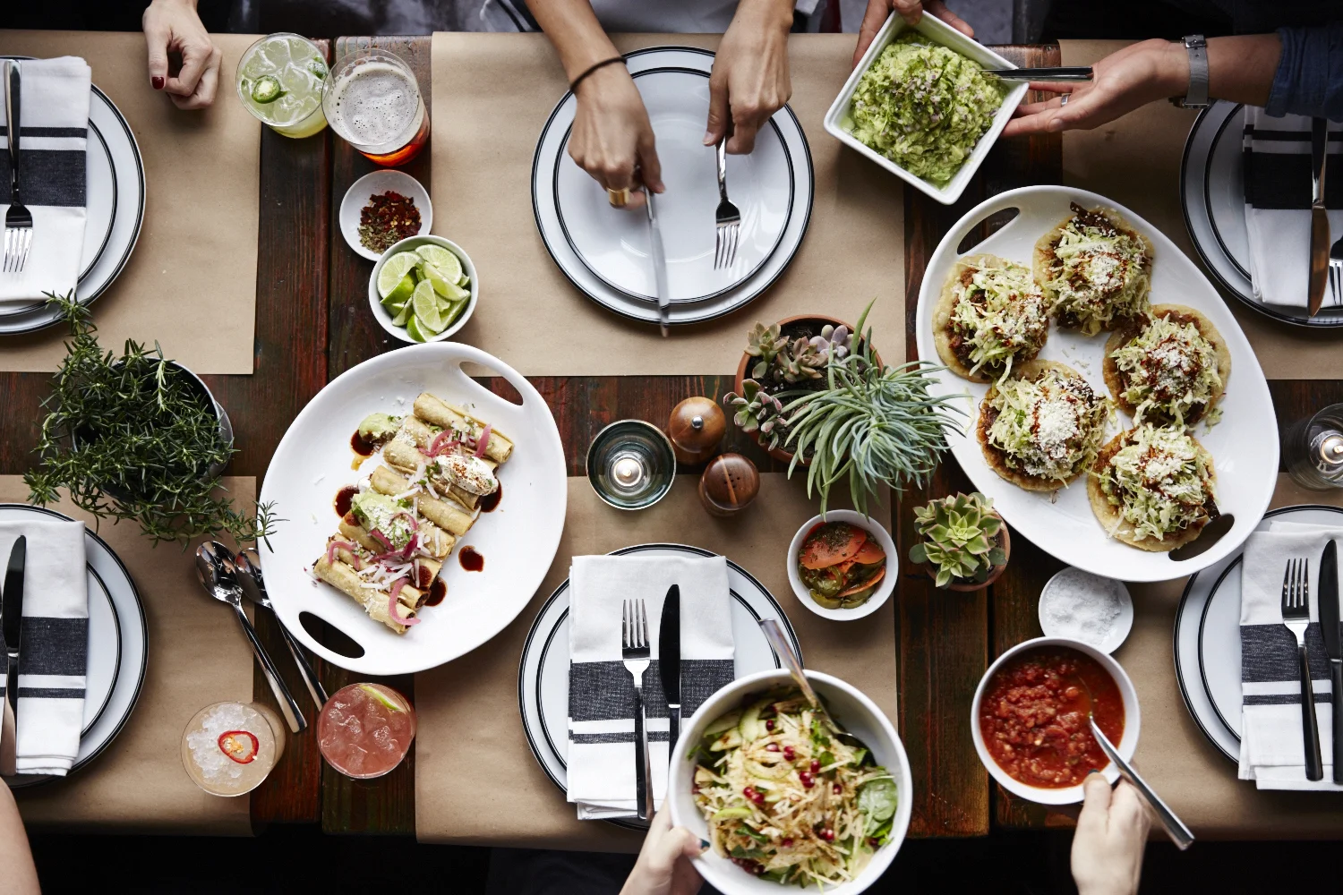 WSOK_1_Tabletop_Dinner_02197.jpg