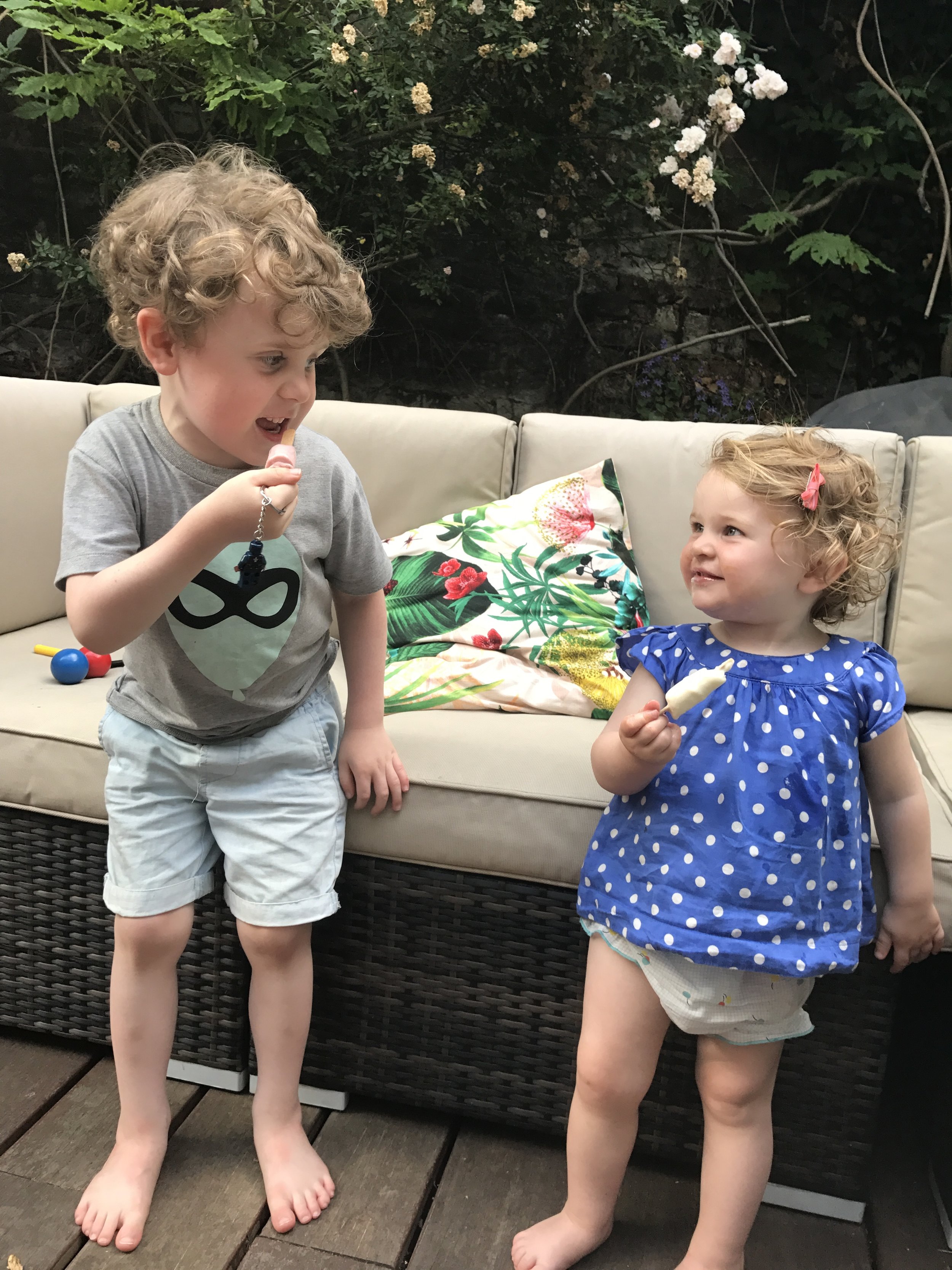 Ice creams in the garden - winning on a sunny day