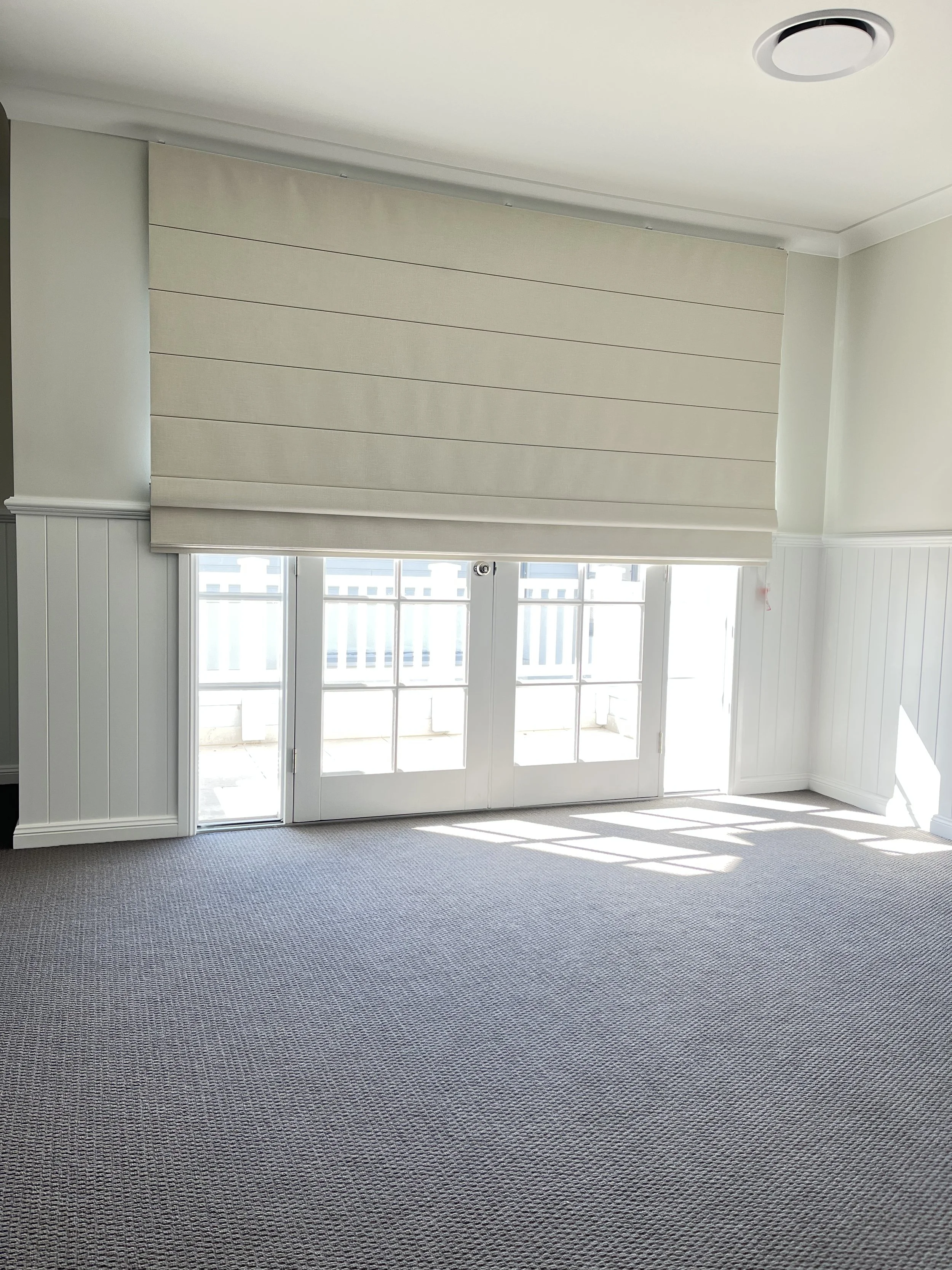 Roman Blind  (1).JPG