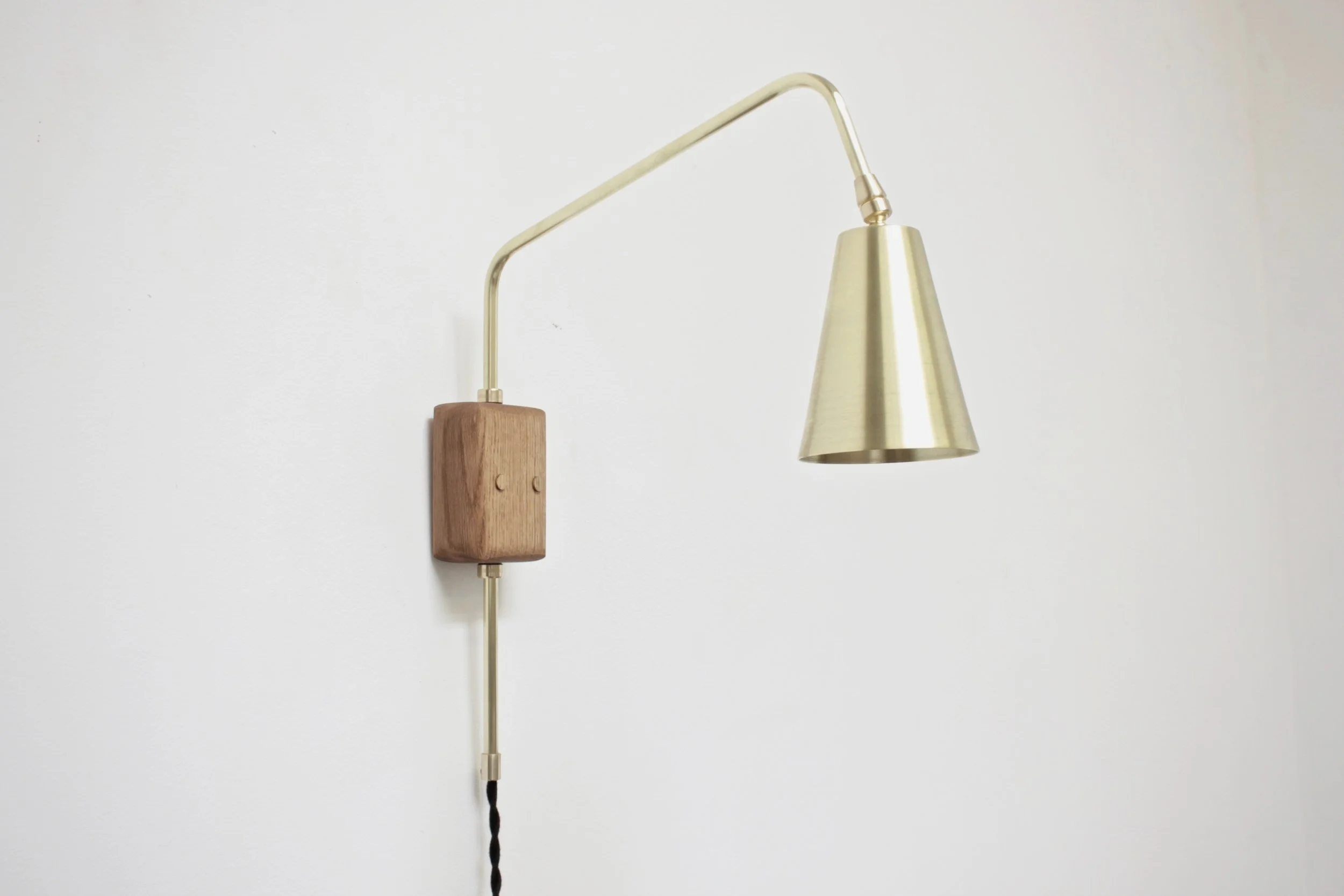 Warren Swing Arm Sconce - Brass