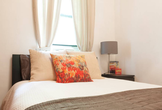 Guest room 2.png