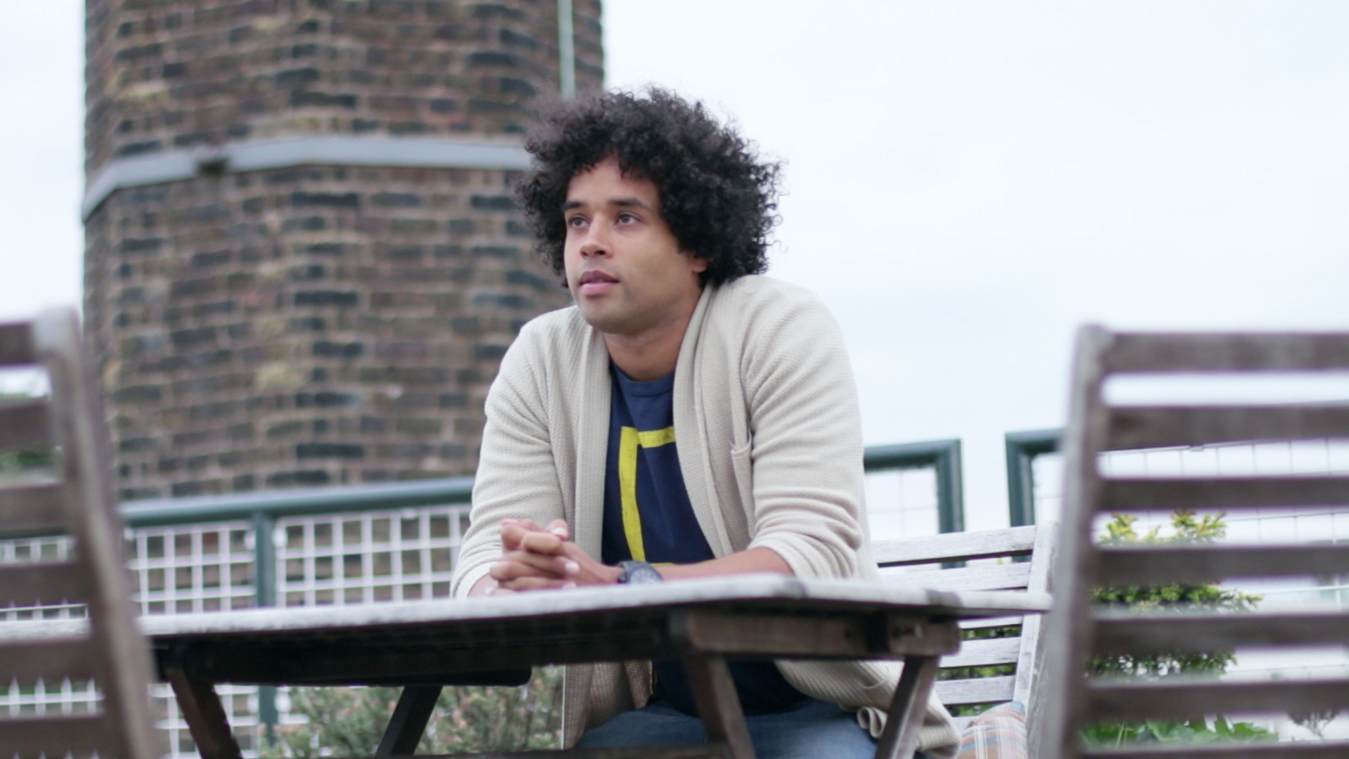 strolling: uk (2014)