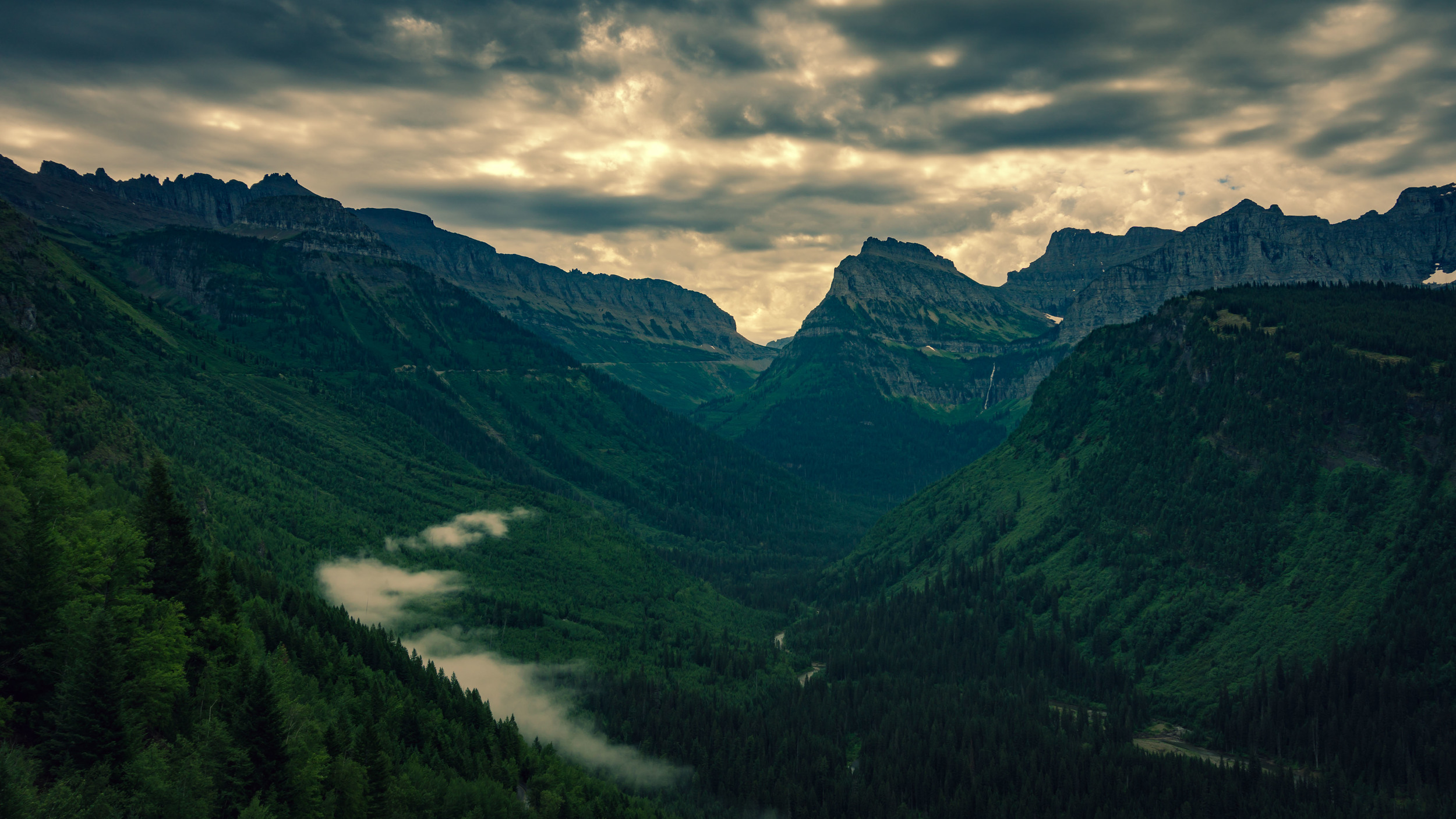 #hiking #clouds #mountains #sky #glacier #nationalpark #montana #usa #glaciernps