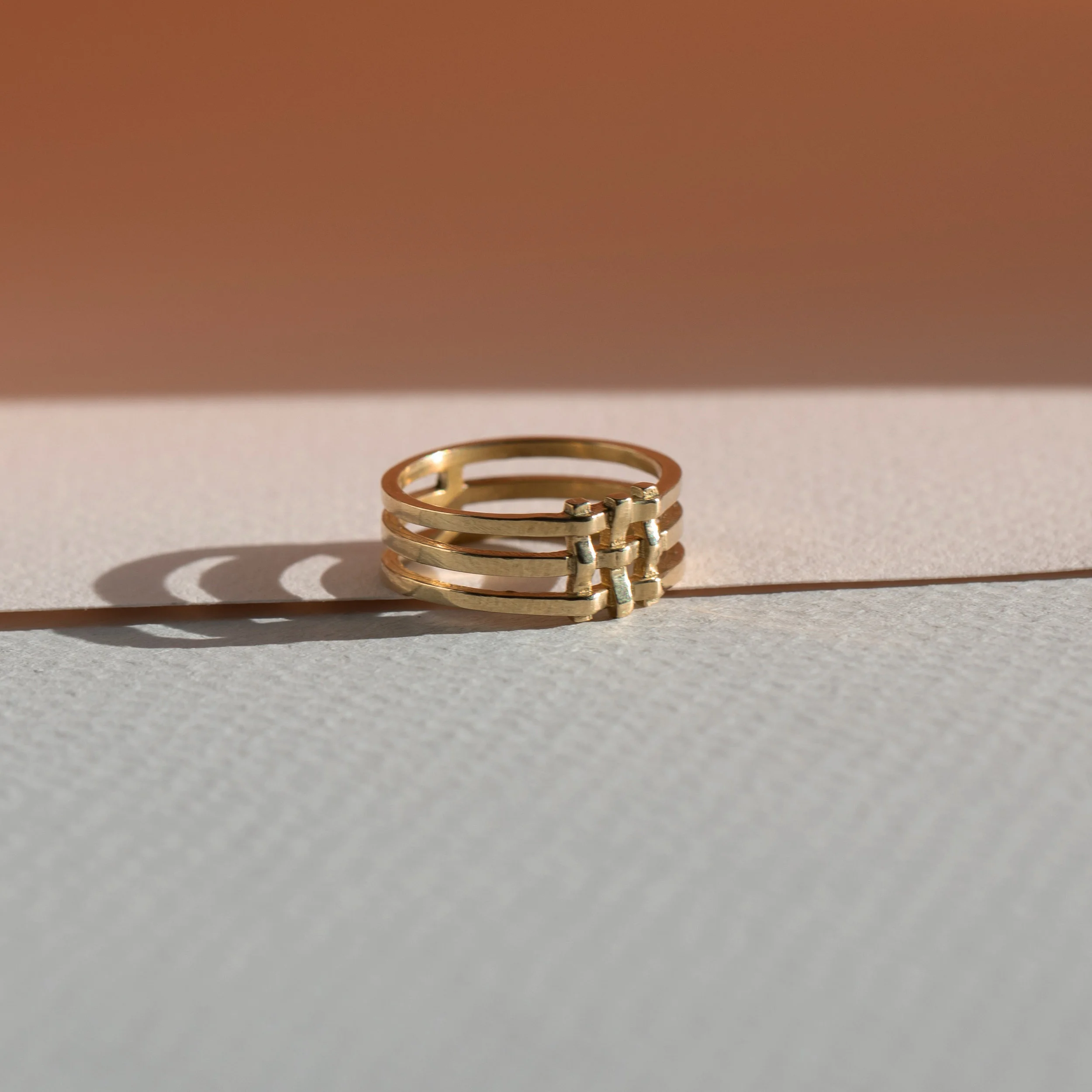 web_ring_crosshatch_01.jpg