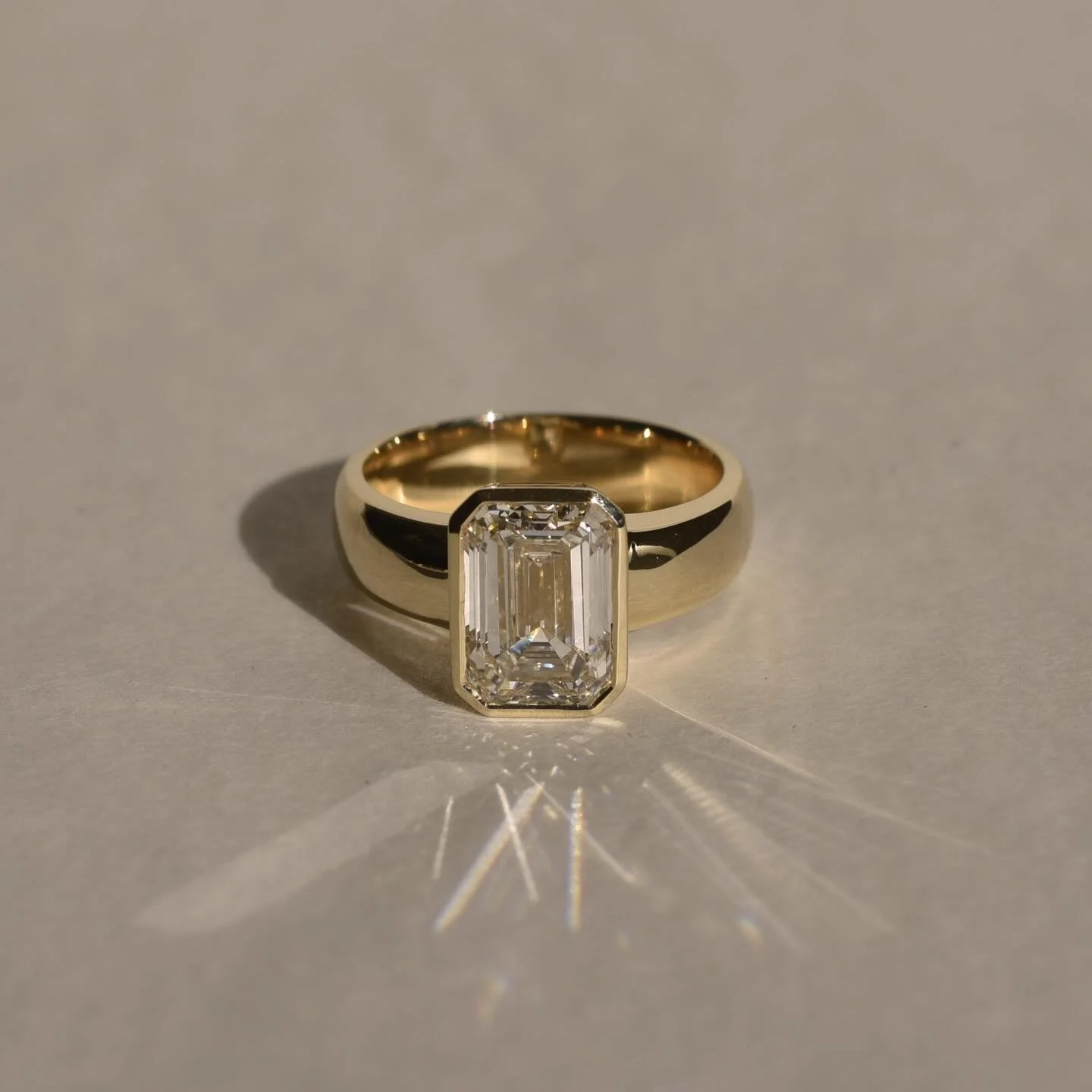 Love a solitaire with a chunky band! Big congrats Abby and Vanessa!