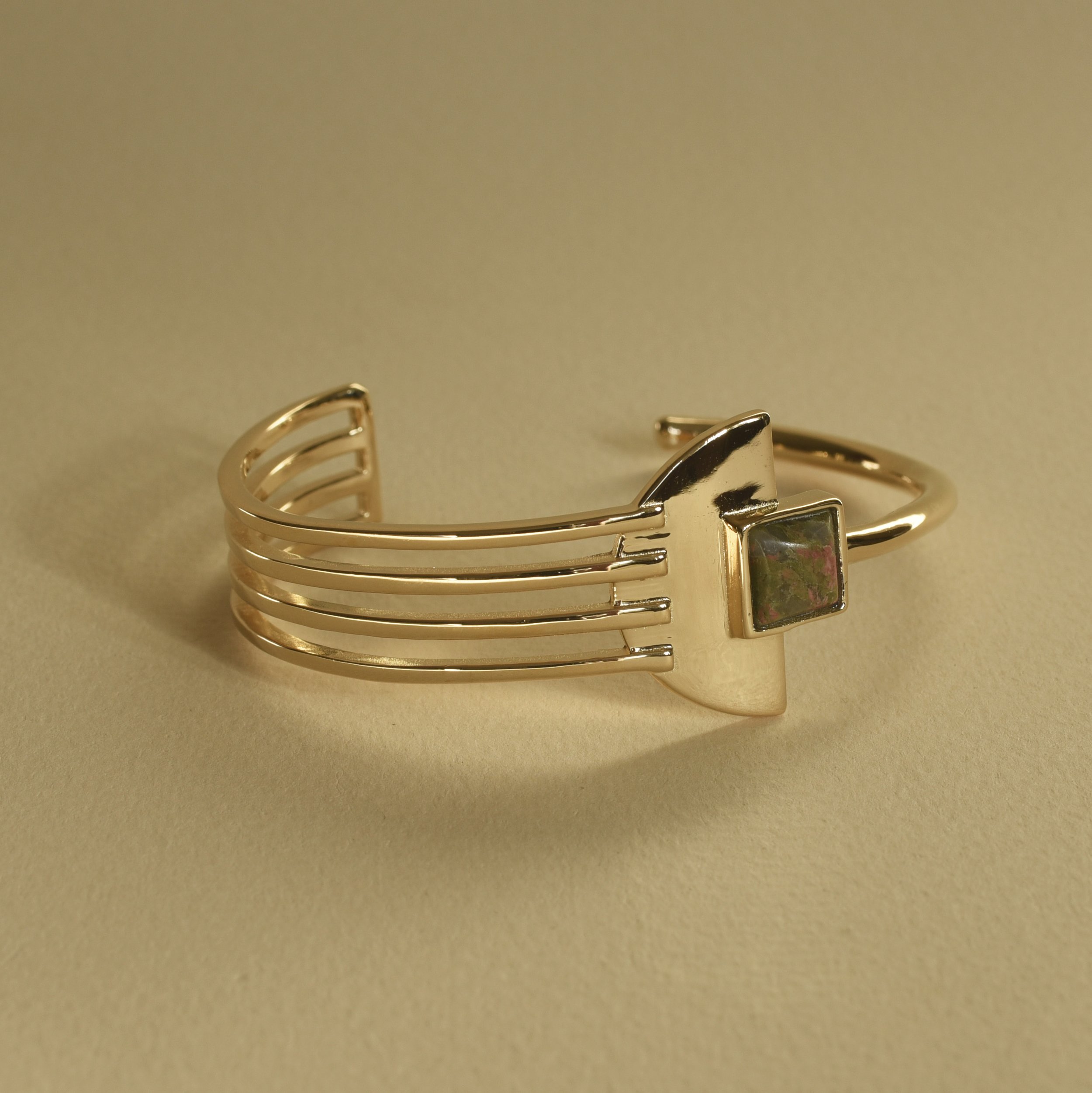 deco_cuff.jpg