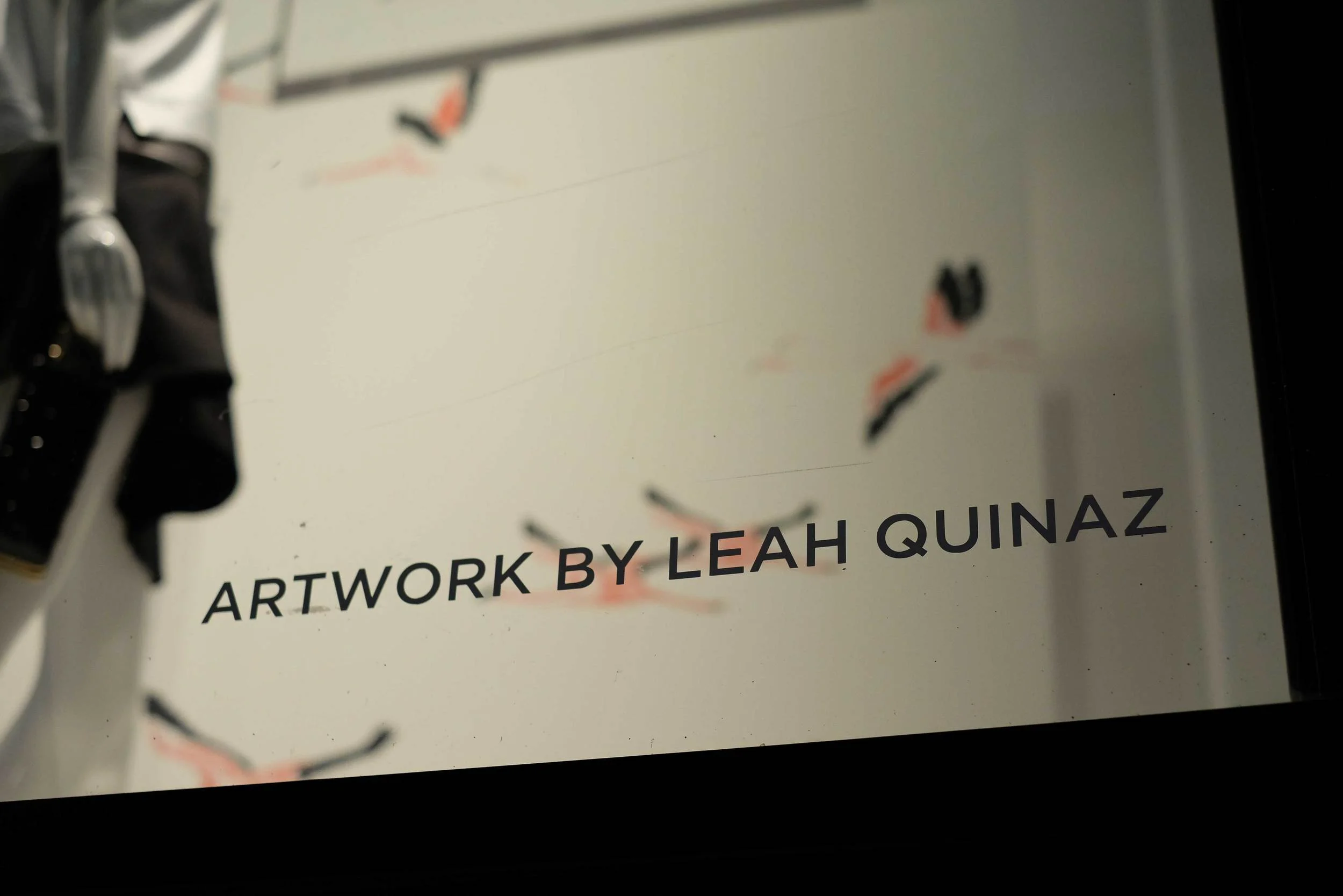 lvq_saks_windows_detail_c.jpg