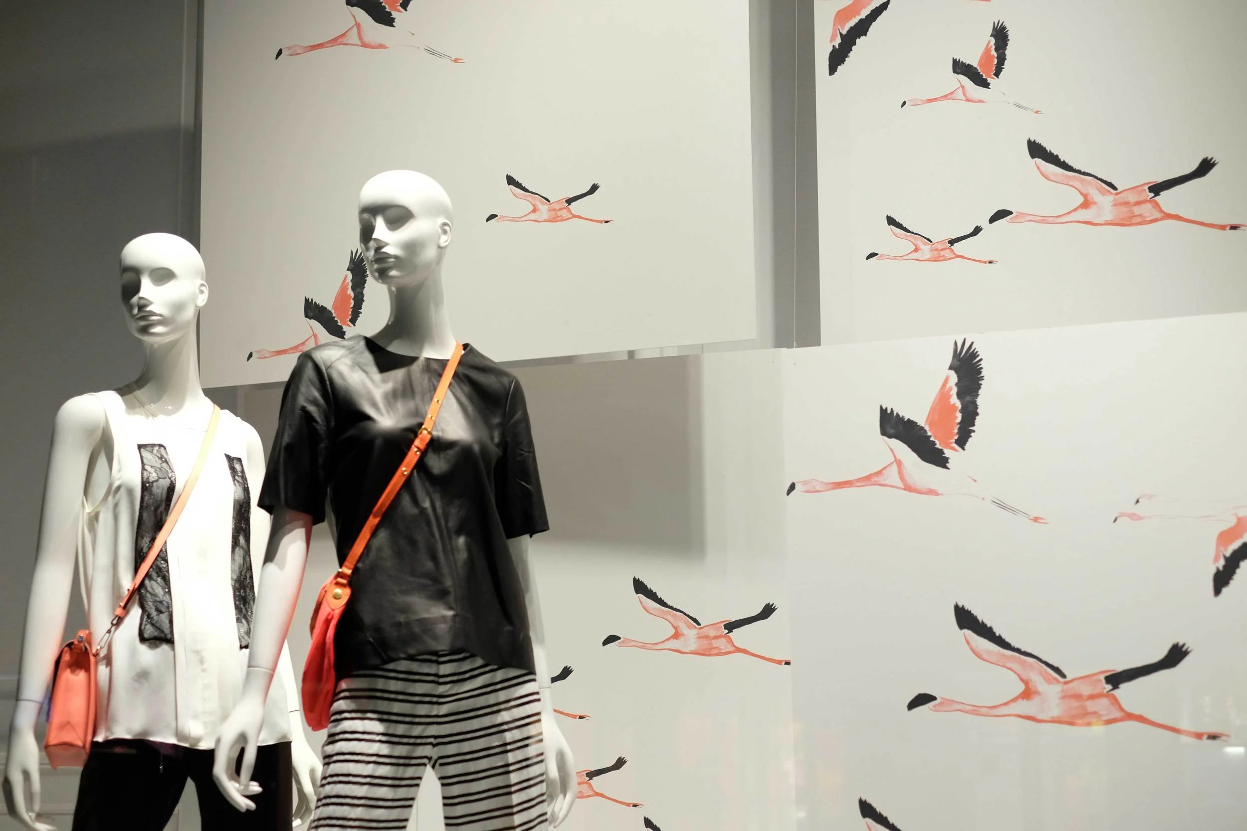 lvq_saks_windows_detail_d.jpg