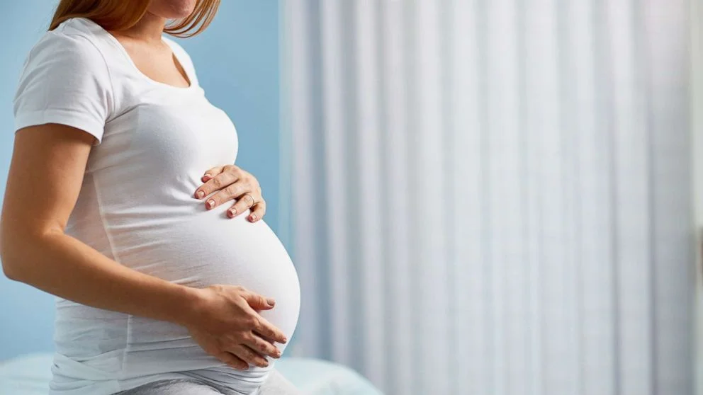 pregnant-2-gty-er-171120_16x9_992.jpg