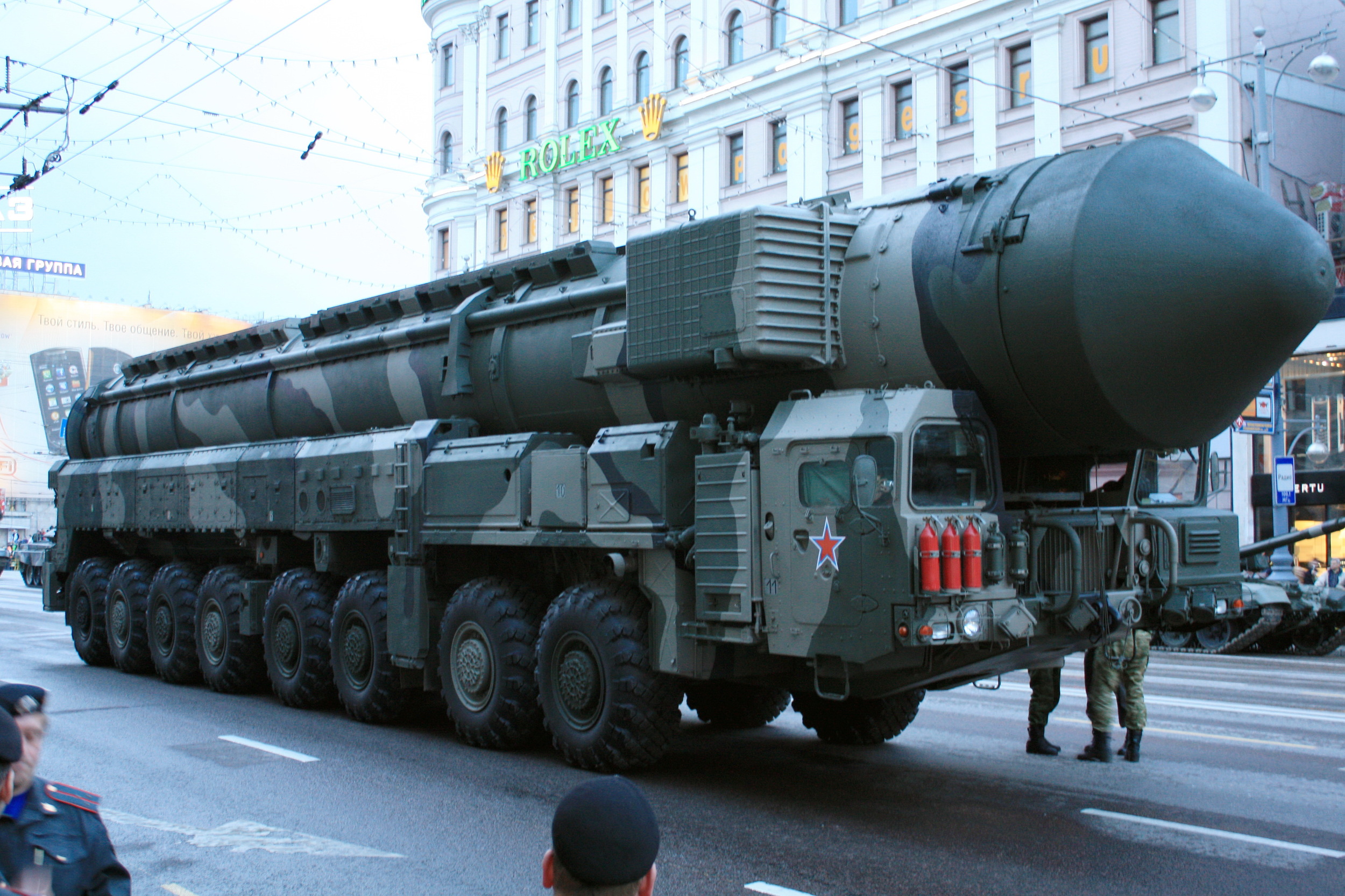 Russian Topol-M on Parade. Source: Wikipedia, creative commons.