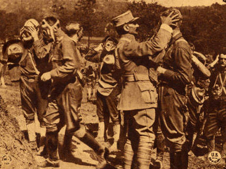 French Instructors training AEF troops