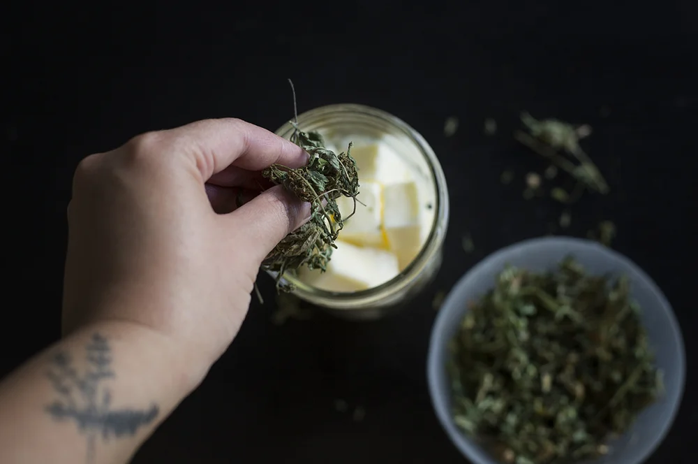 How to Make Cannabis Butter in a Mason Jar: Easy & Potent Guide