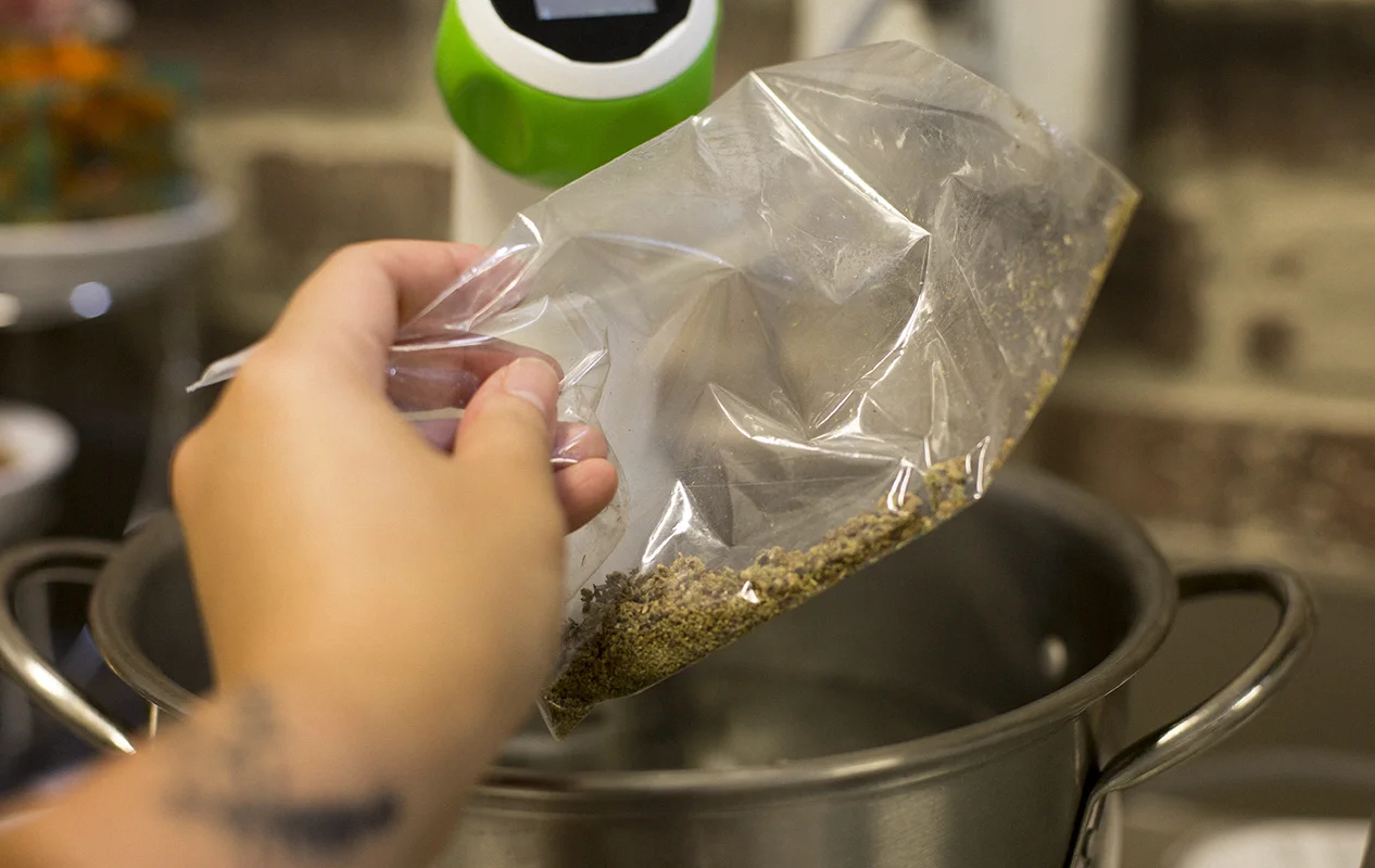 Sous Vide Decarboxylation — Sous Weed
