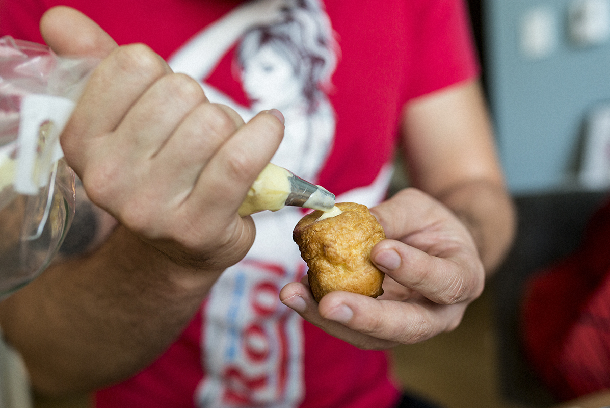 profiteroles_cream2.jpg