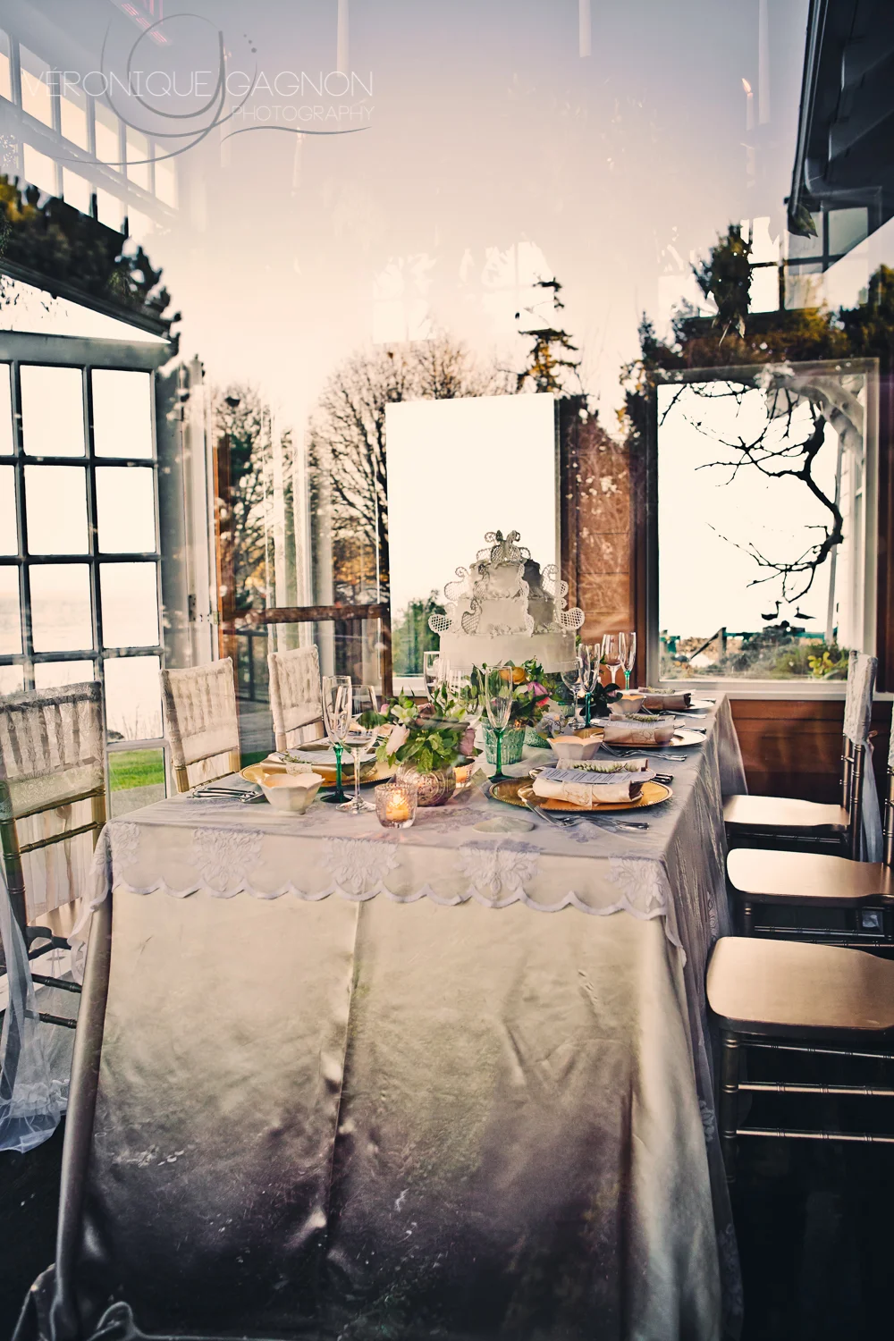 Intimate wedding in the heart of the West Coast nature