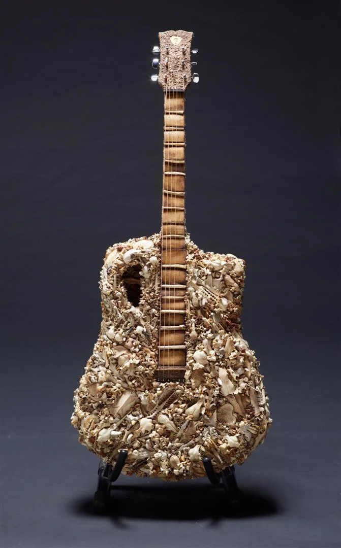 Bone Guitar_02 (Large).jpg