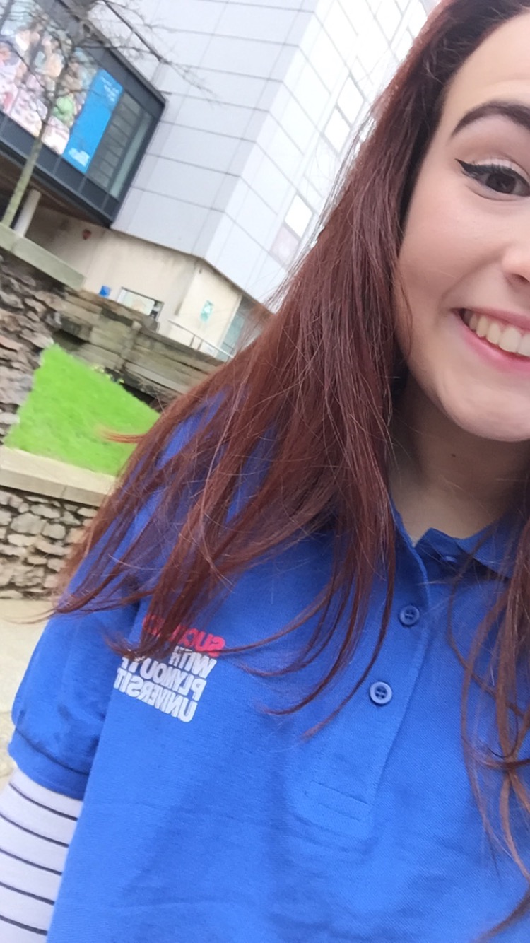I work part-time as a student ambassador to earn some extra cash!
