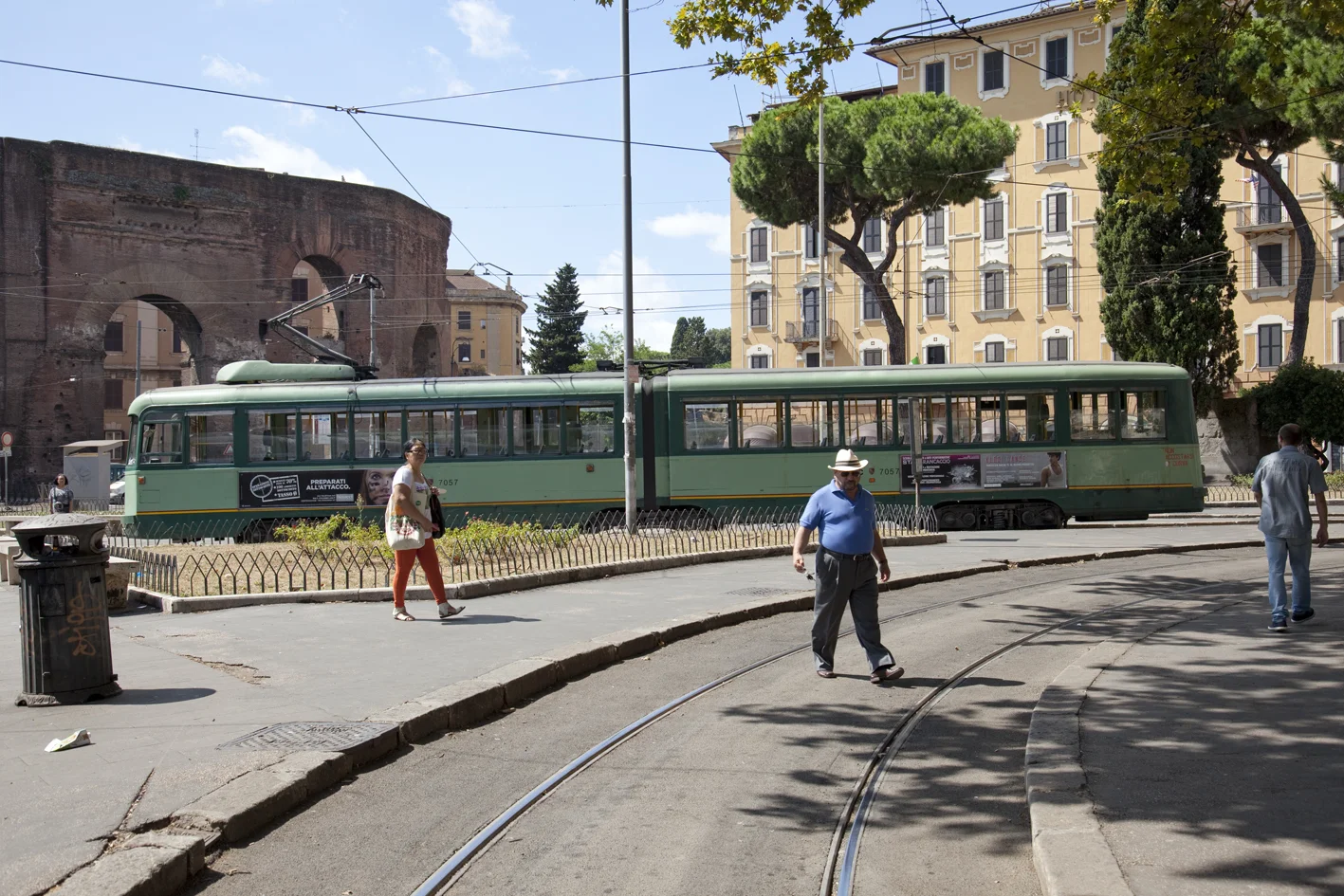 6617_tram.jpg