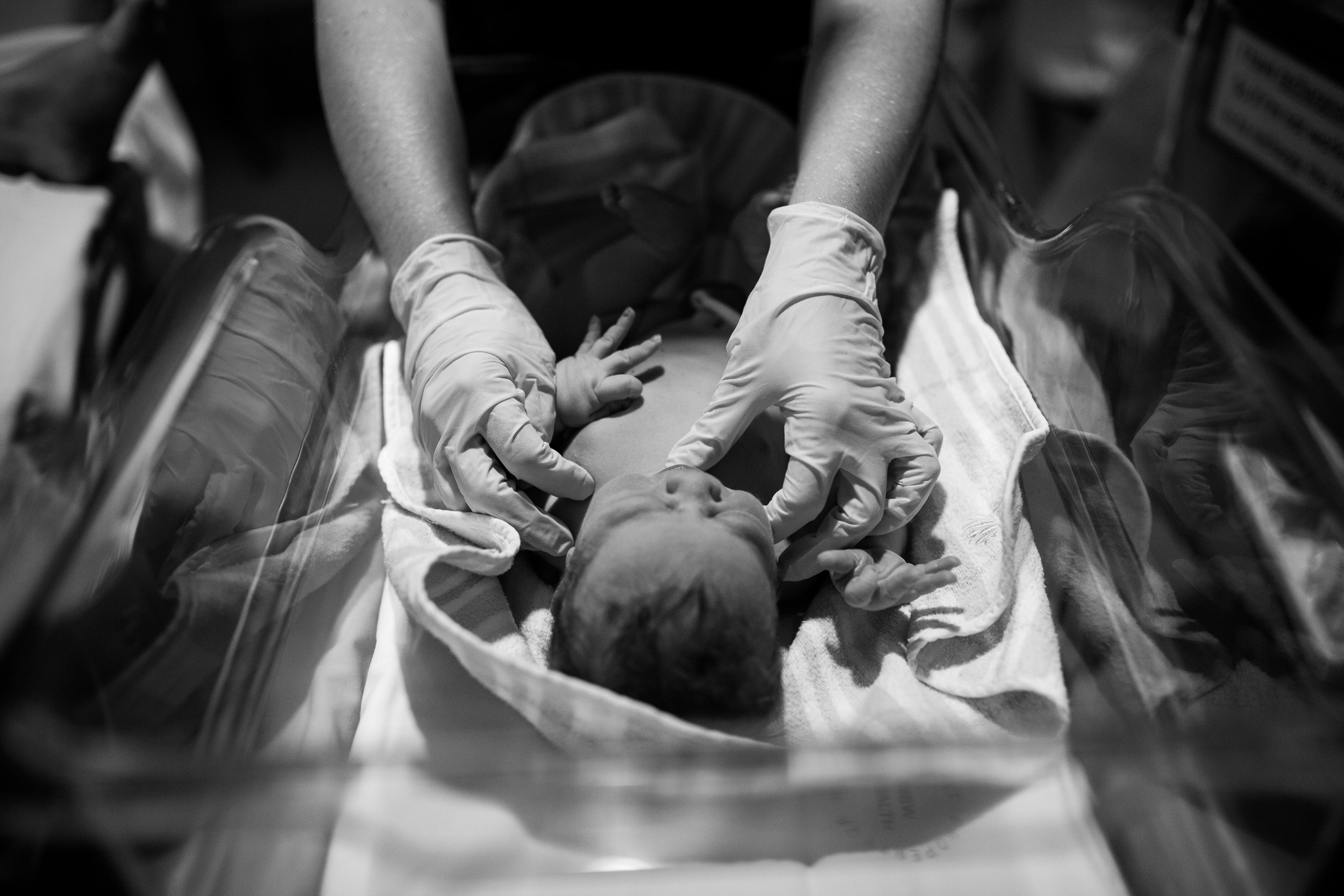 THEFIRSTHELLO - BIRTH PHOTOGRAPHY-86.jpg