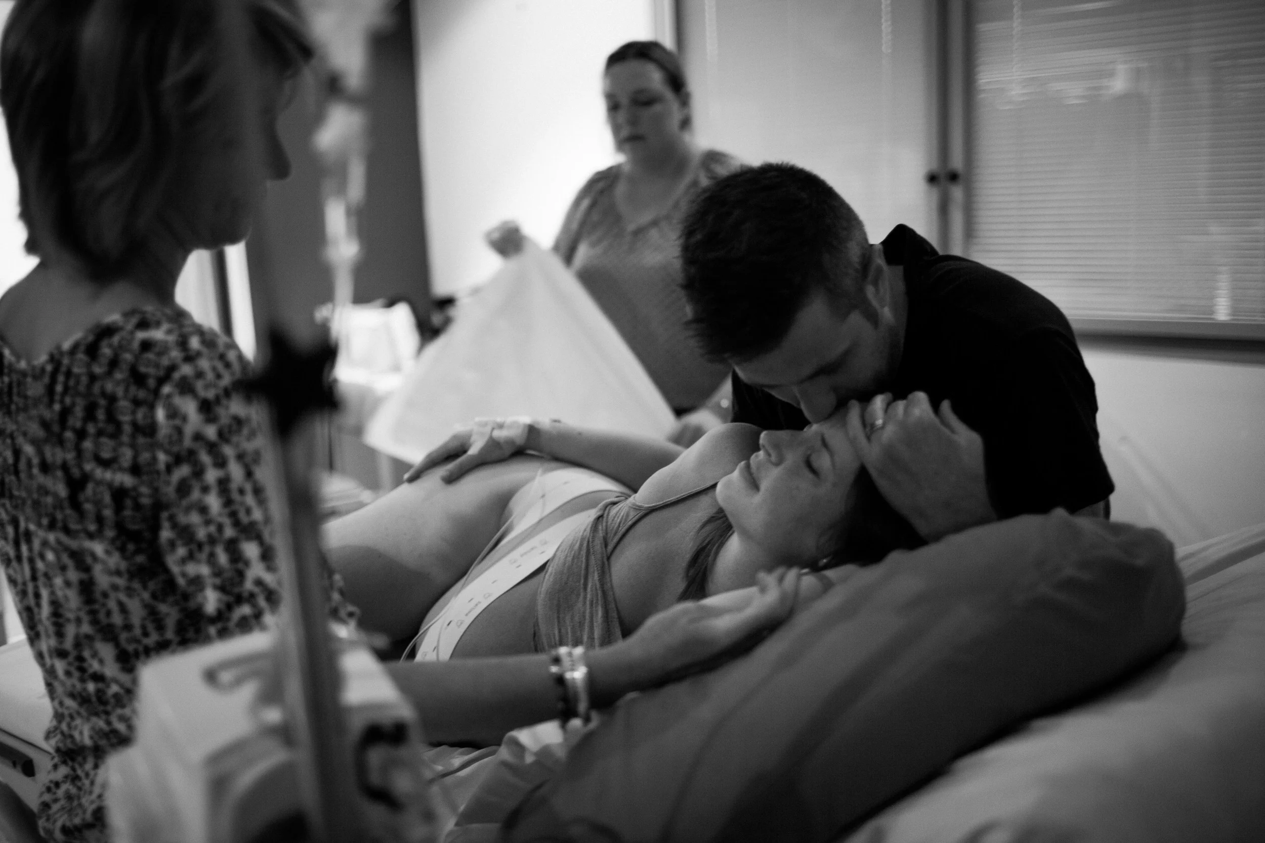 THEFIRSTHELLO - BIRTH PHOTOGRAPHY-5.jpg
