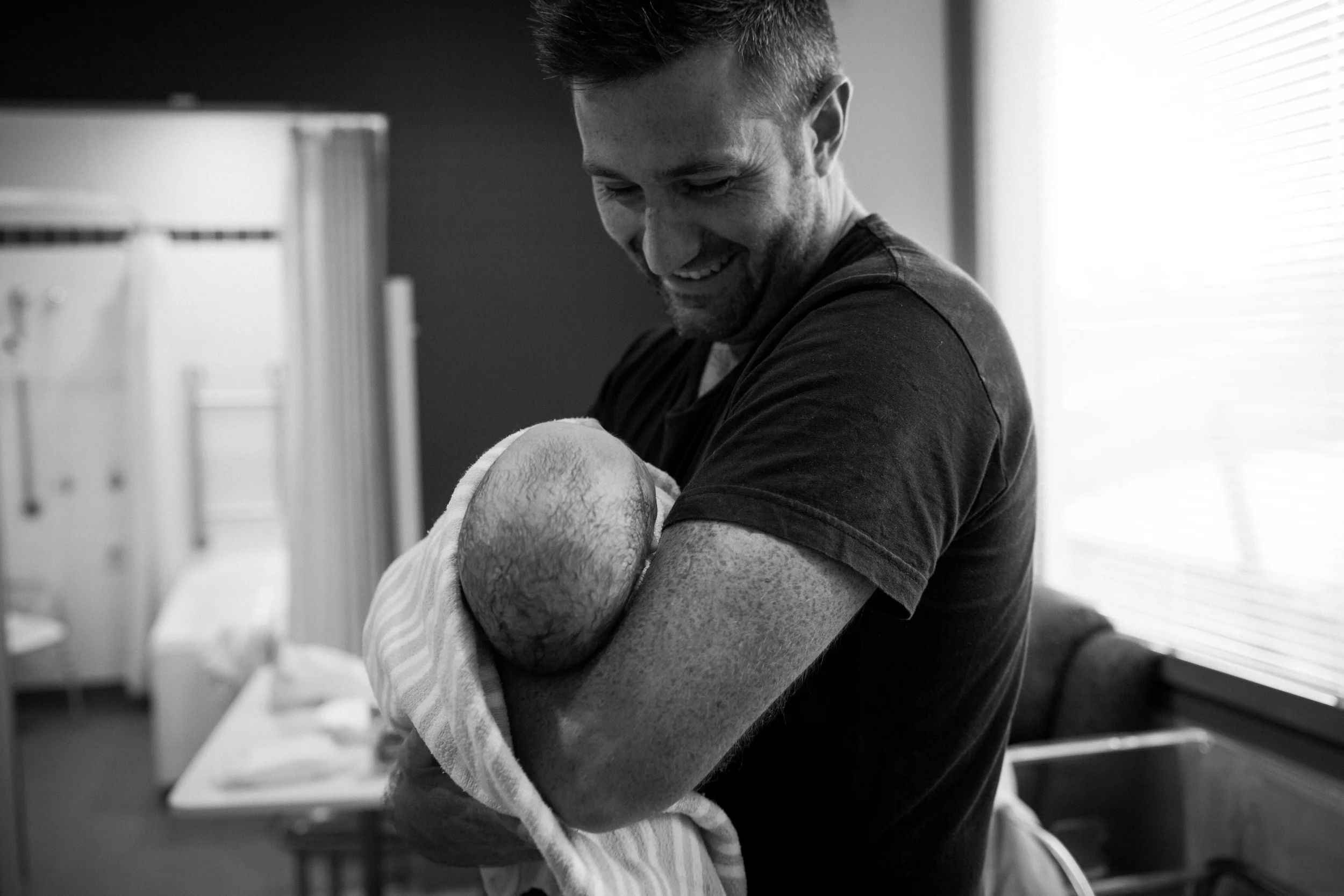THEFIRSTHELLO - BIRTH PHOTOGRAPHY-21.jpg