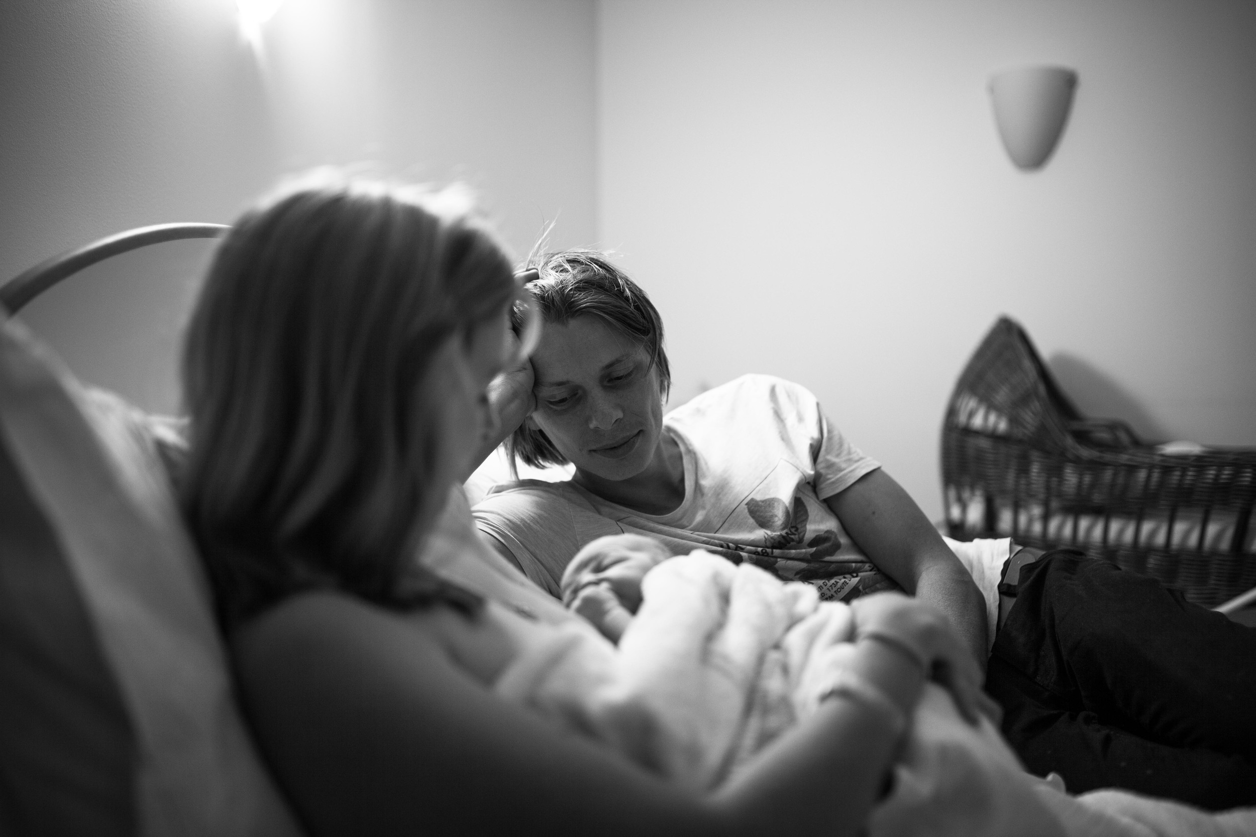 THEFIRSTHELLO - birth photography-88.jpg