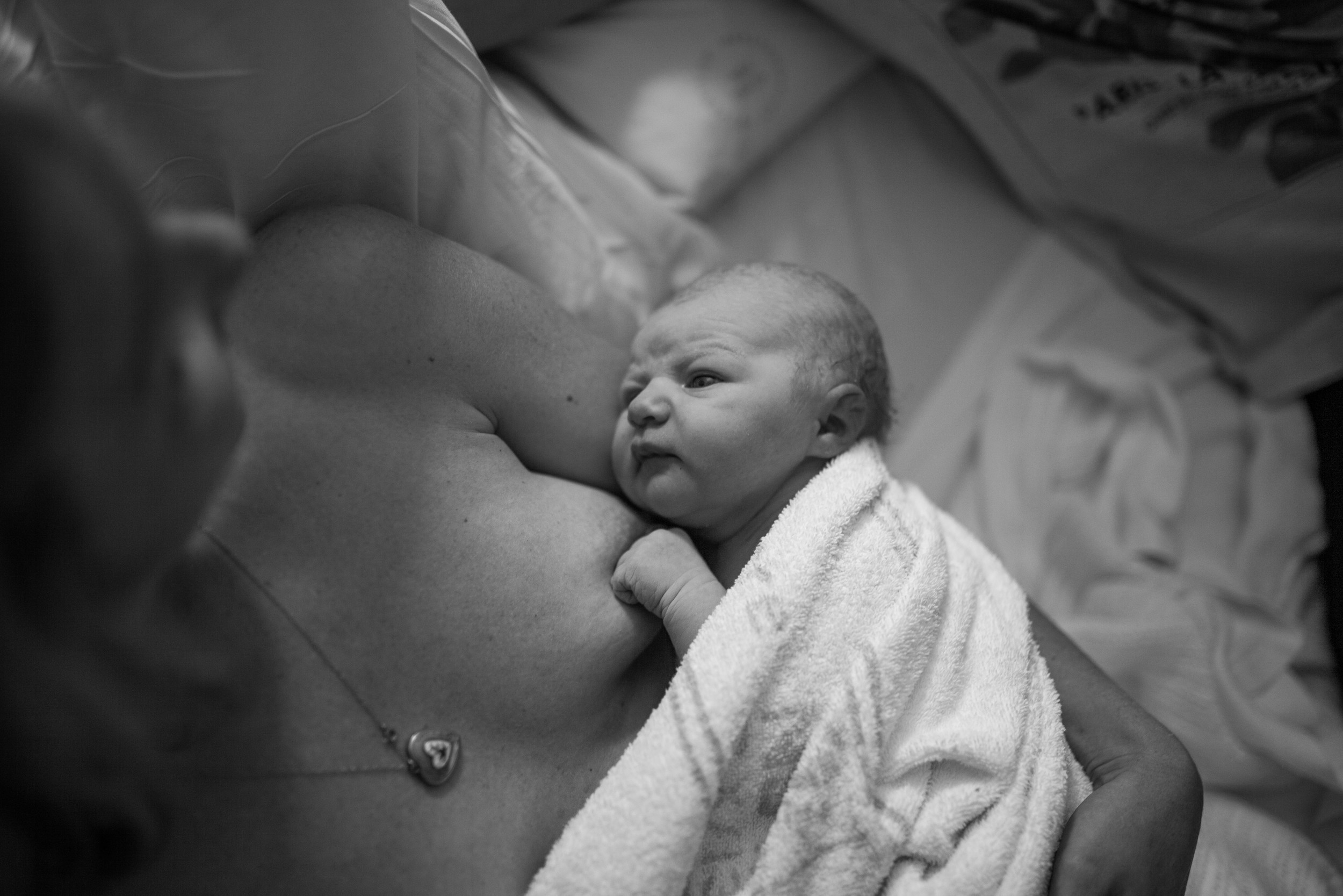 THEFIRSTHELLO - birth photography-102.jpg