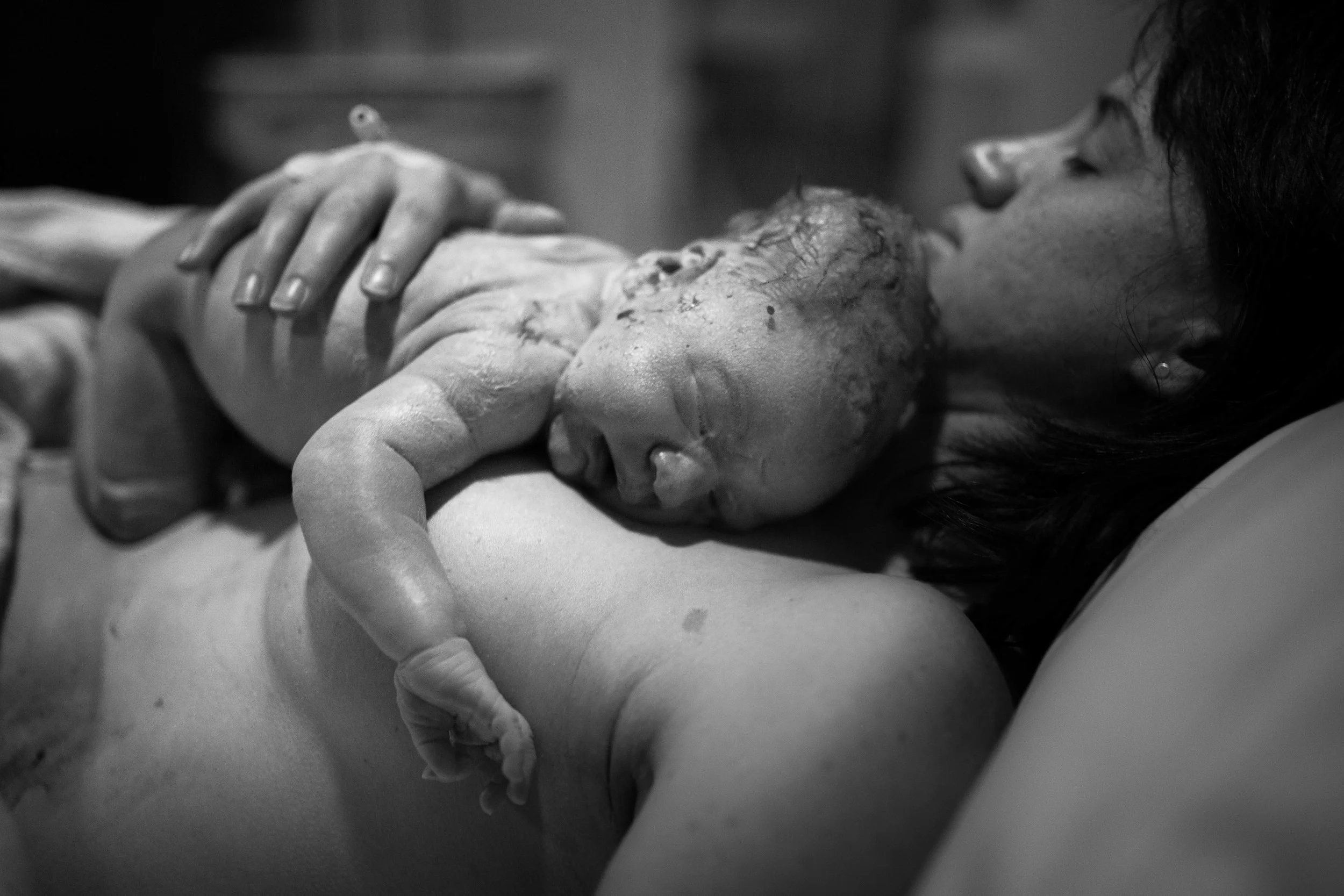 THE FIRST HELLO - birth photography-7.jpg