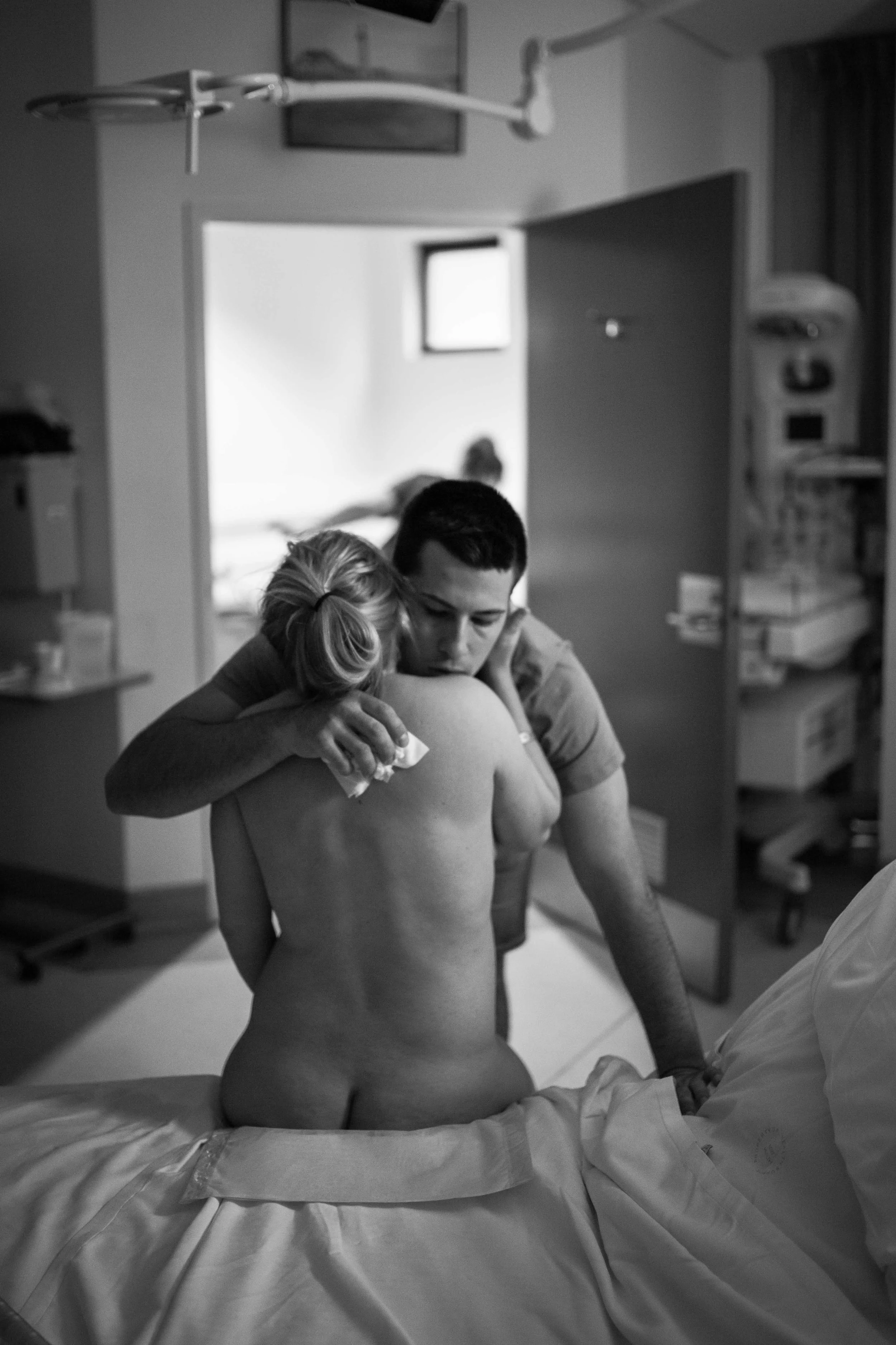 THEFIRSTHELLO - birth photography-3148.jpg