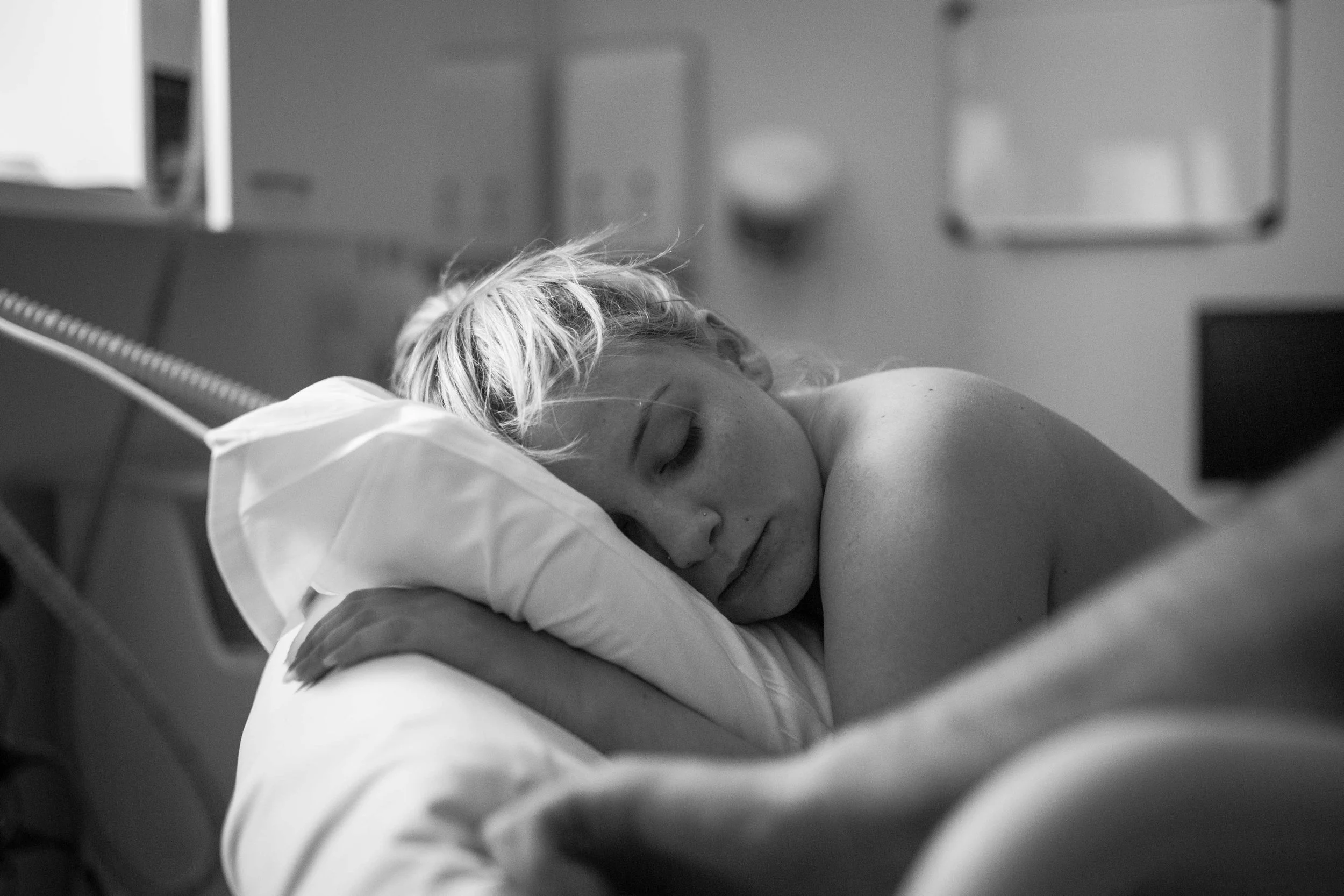 THEFIRSTHELLO - birth photography-3234.jpg