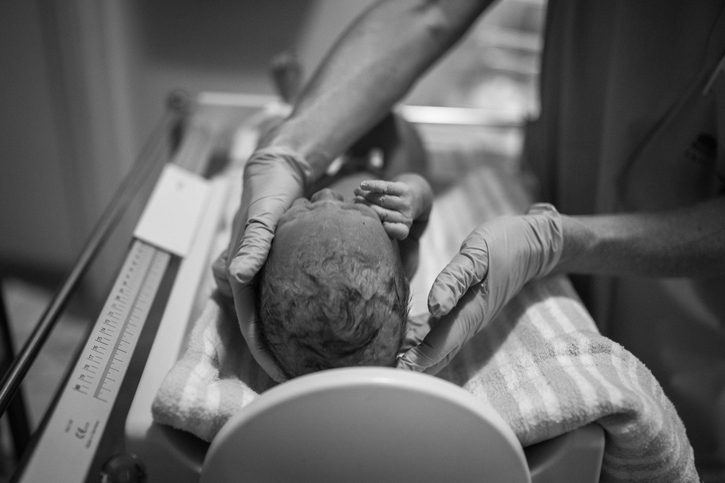 THEFIRSTHELLO - birth photography-3955.jpg