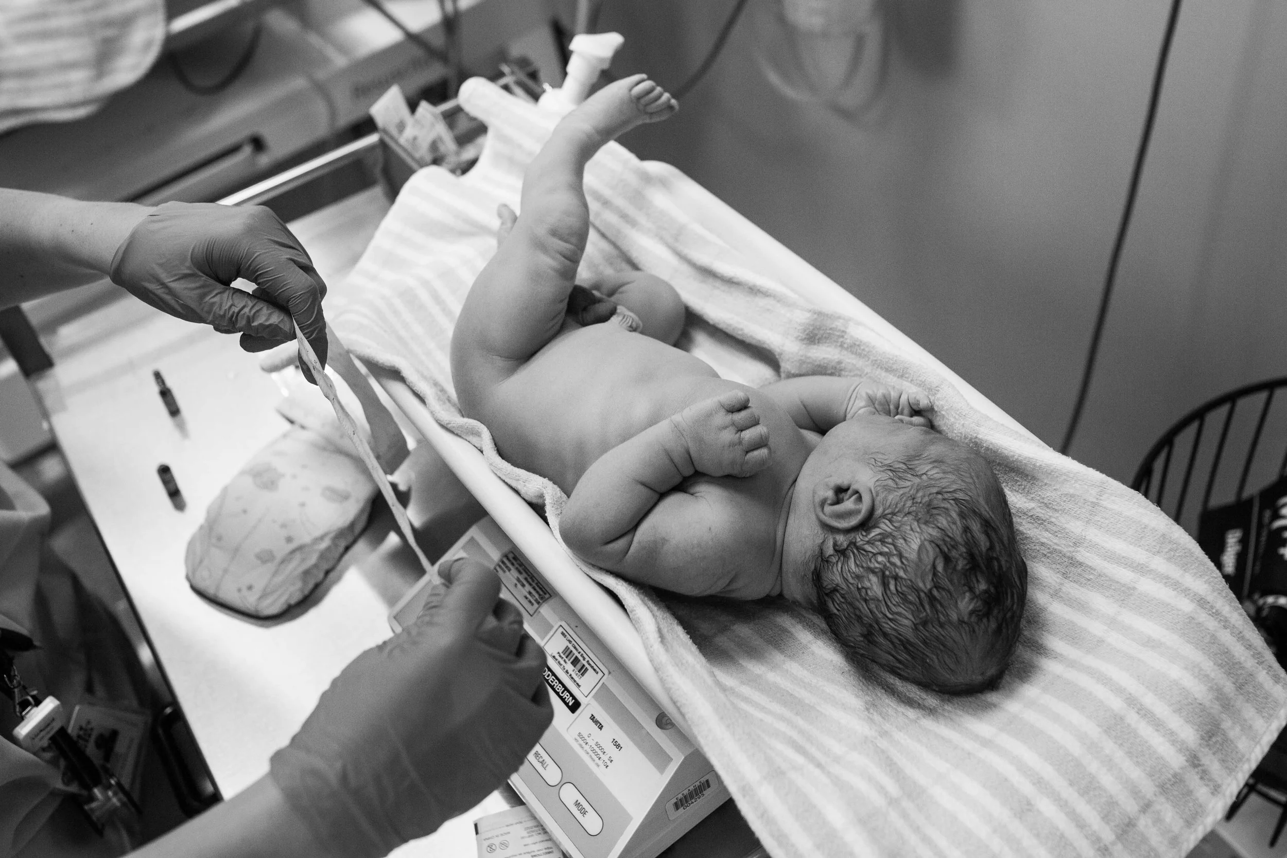 THEFIRSTHELLO - birth photography-91.jpg
