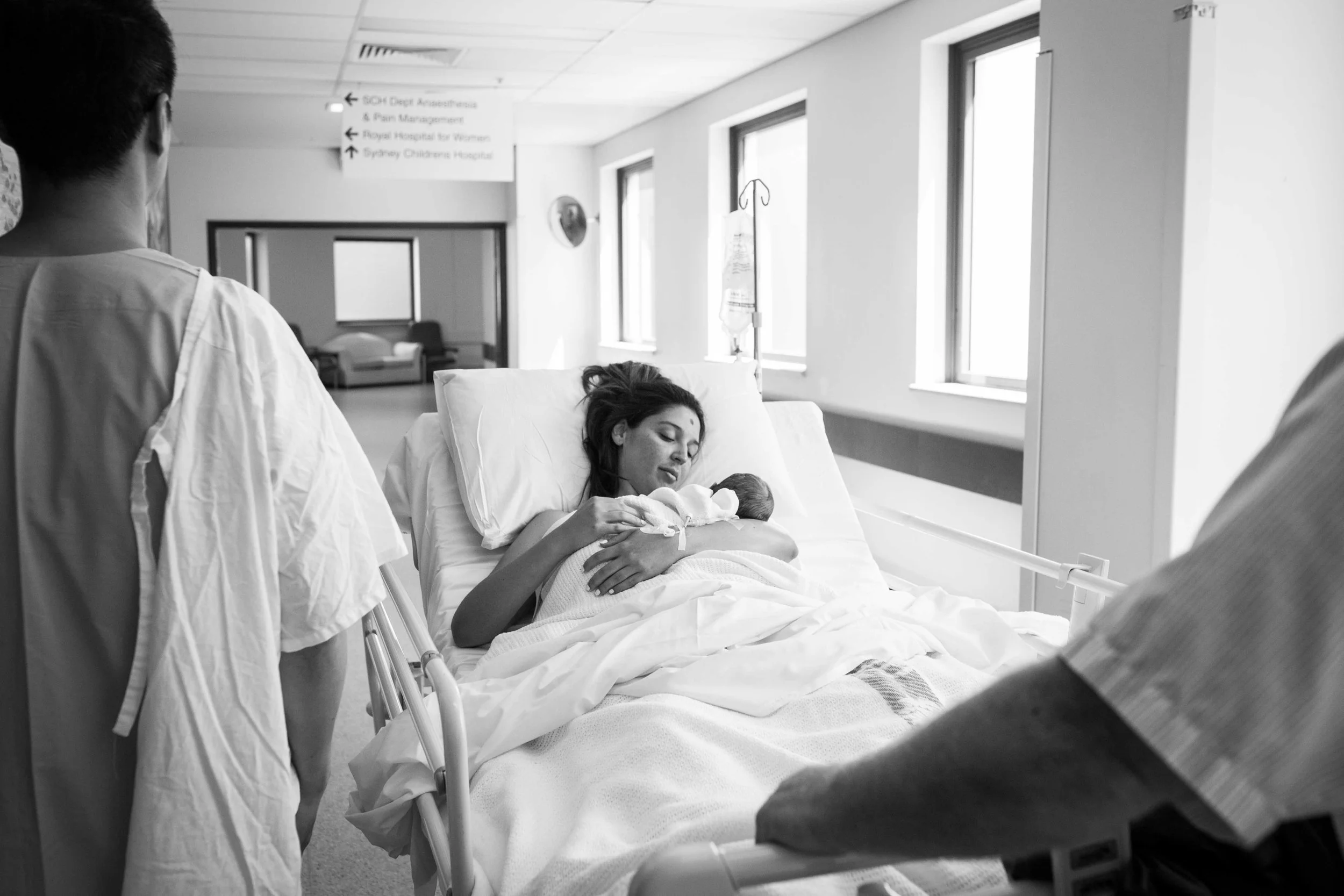 THEFIRSTHELLO - birth photography-149.jpg
