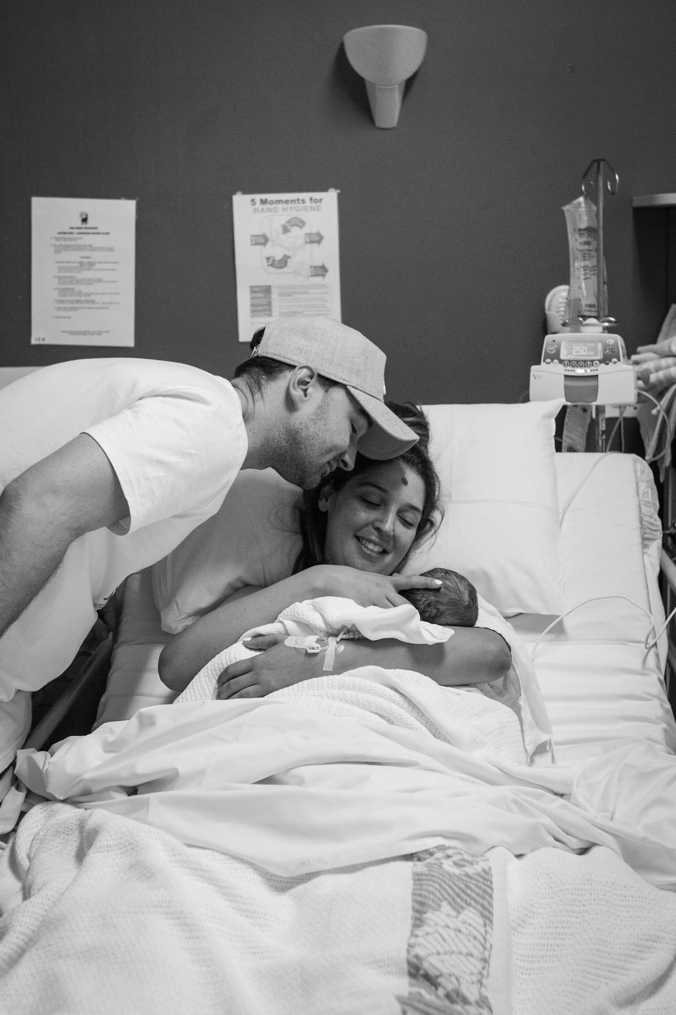 THEFIRSTHELLO - birth photography-165.jpg
