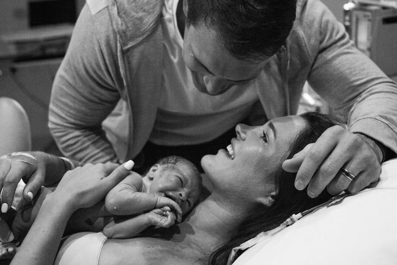 THEFIRSTHELLO - birth photography-1-3.JPEG
