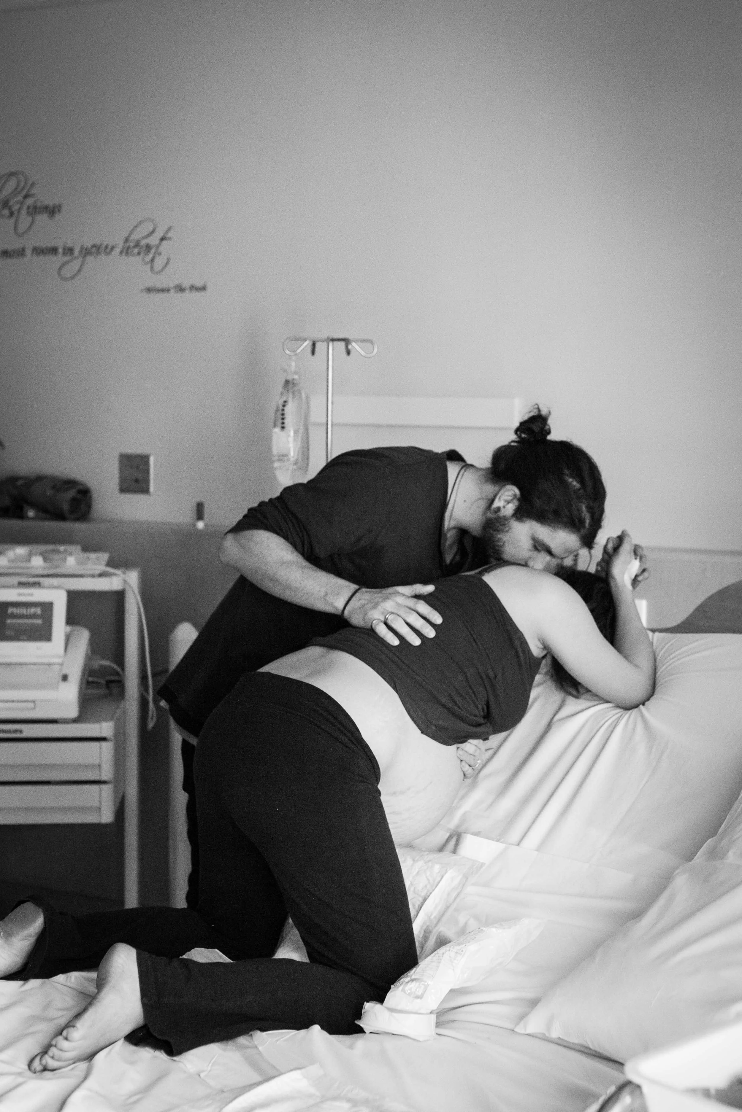 THEFIRSTHELLO - birth photography-66.jpg
