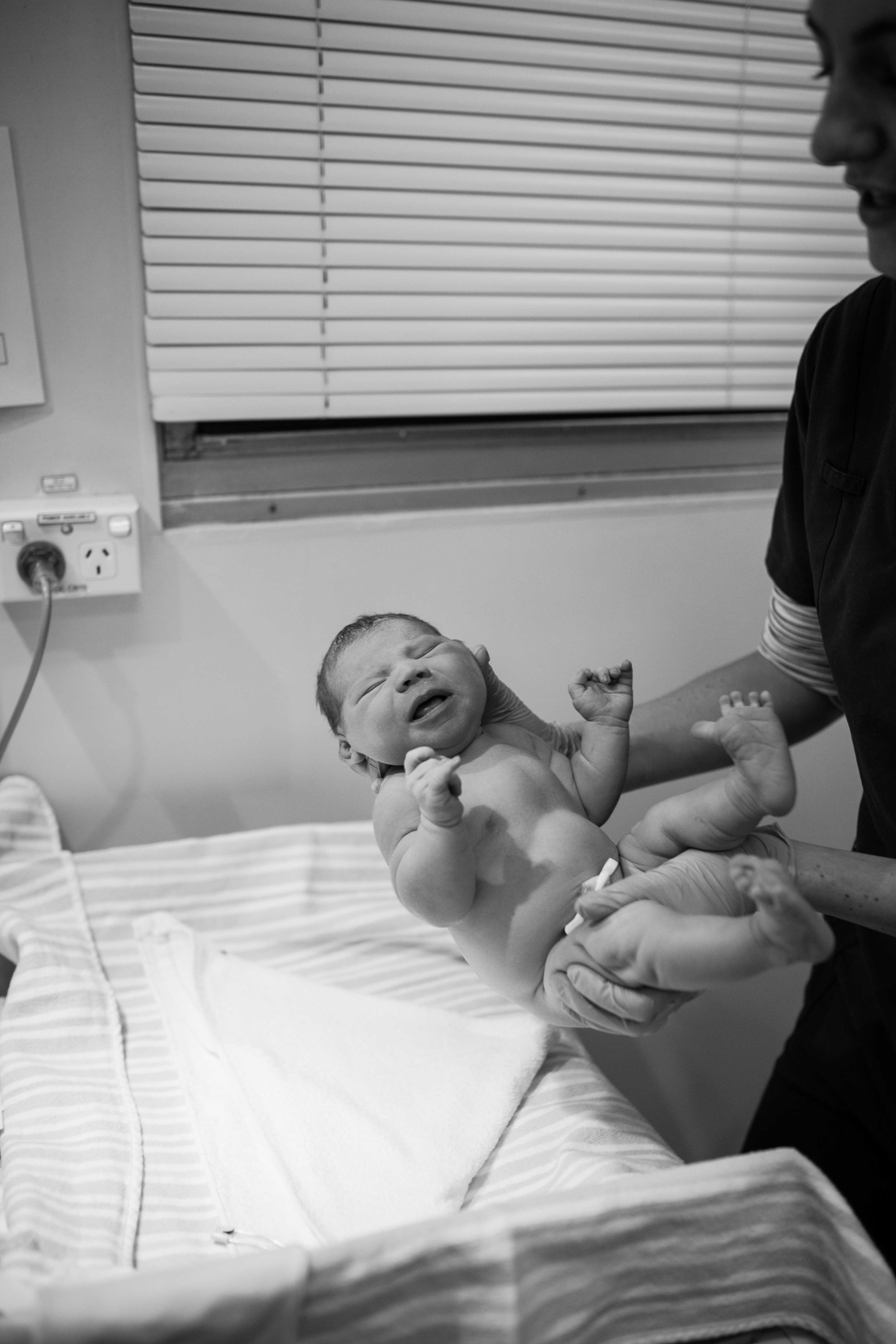 THEFIRSTHELLO - Birth Photography-114.jpg