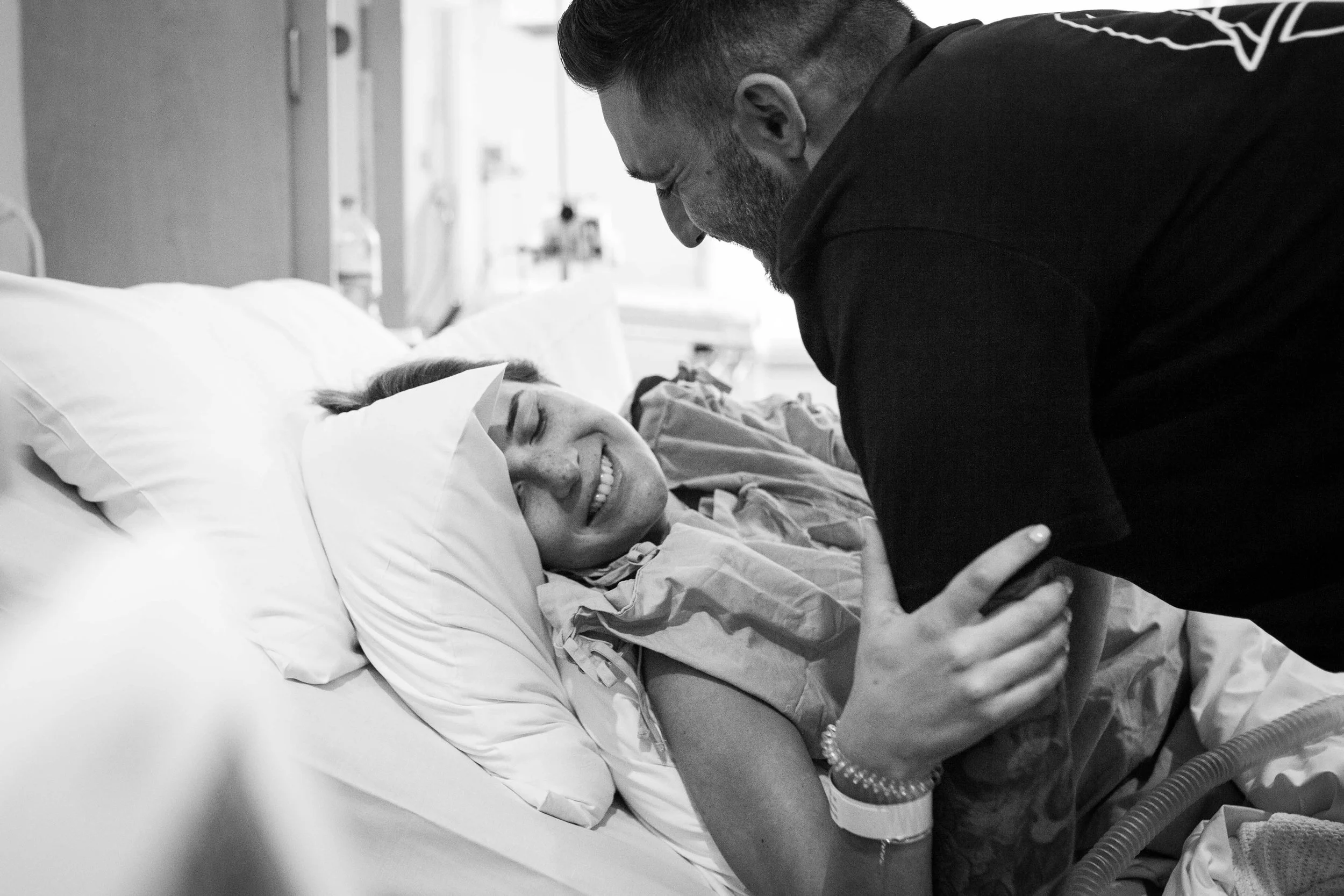 THE FIRST HELLO - birth photography-12.jpg