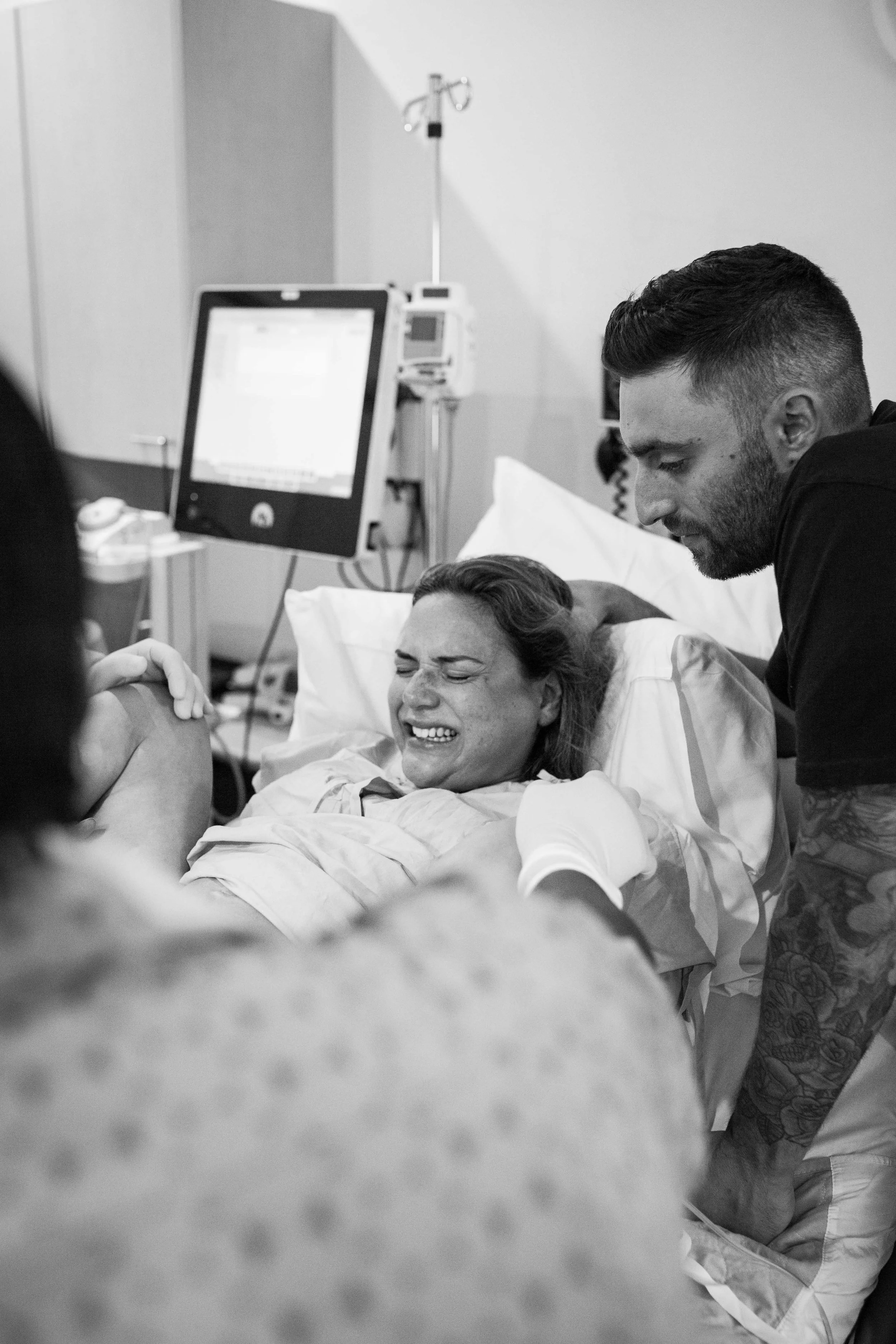 THE FIRST HELLO - birth photography-94.jpg