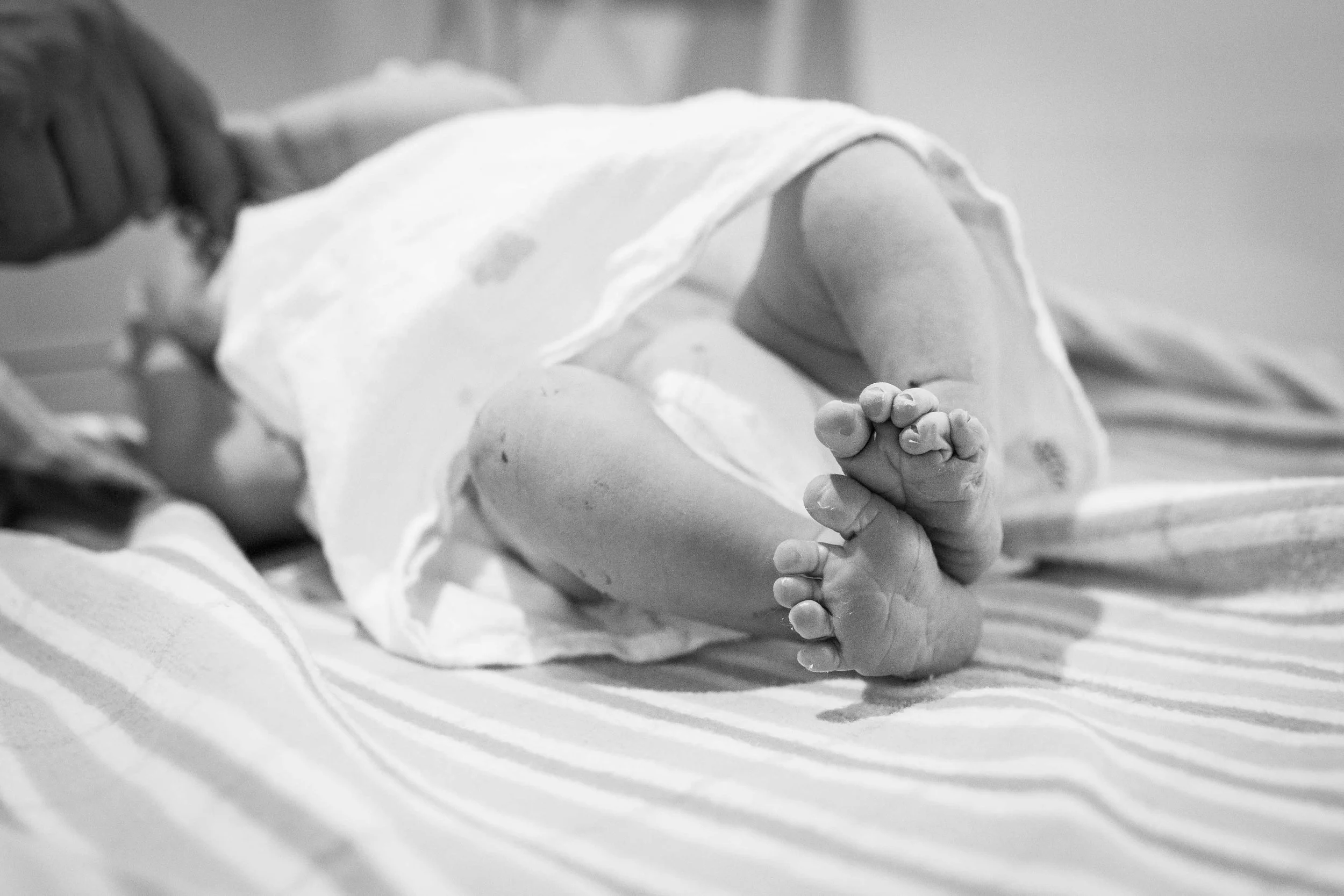 THE FIRST HELLO - birth photography-175.jpg
