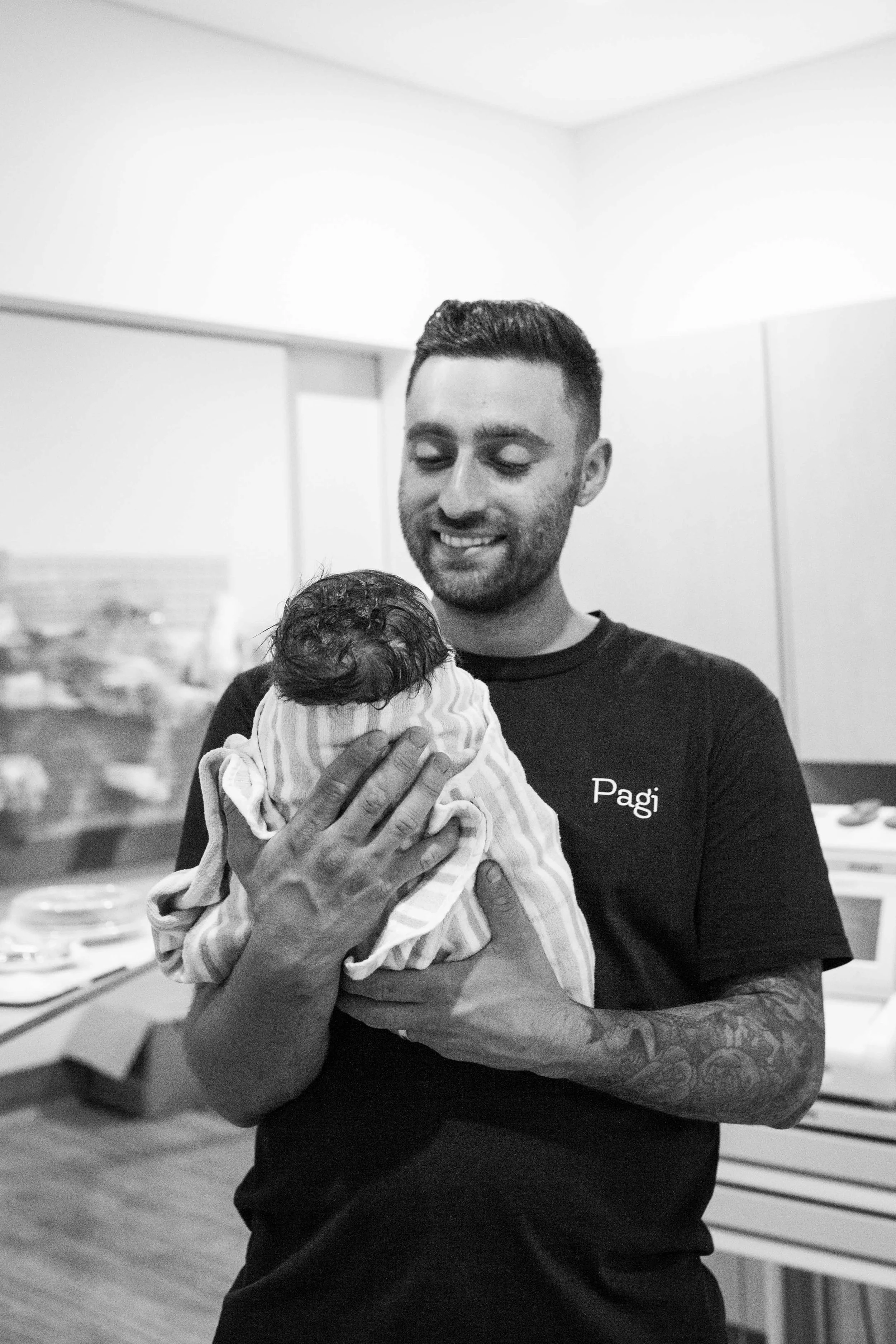 THE FIRST HELLO - birth photography-236.jpg