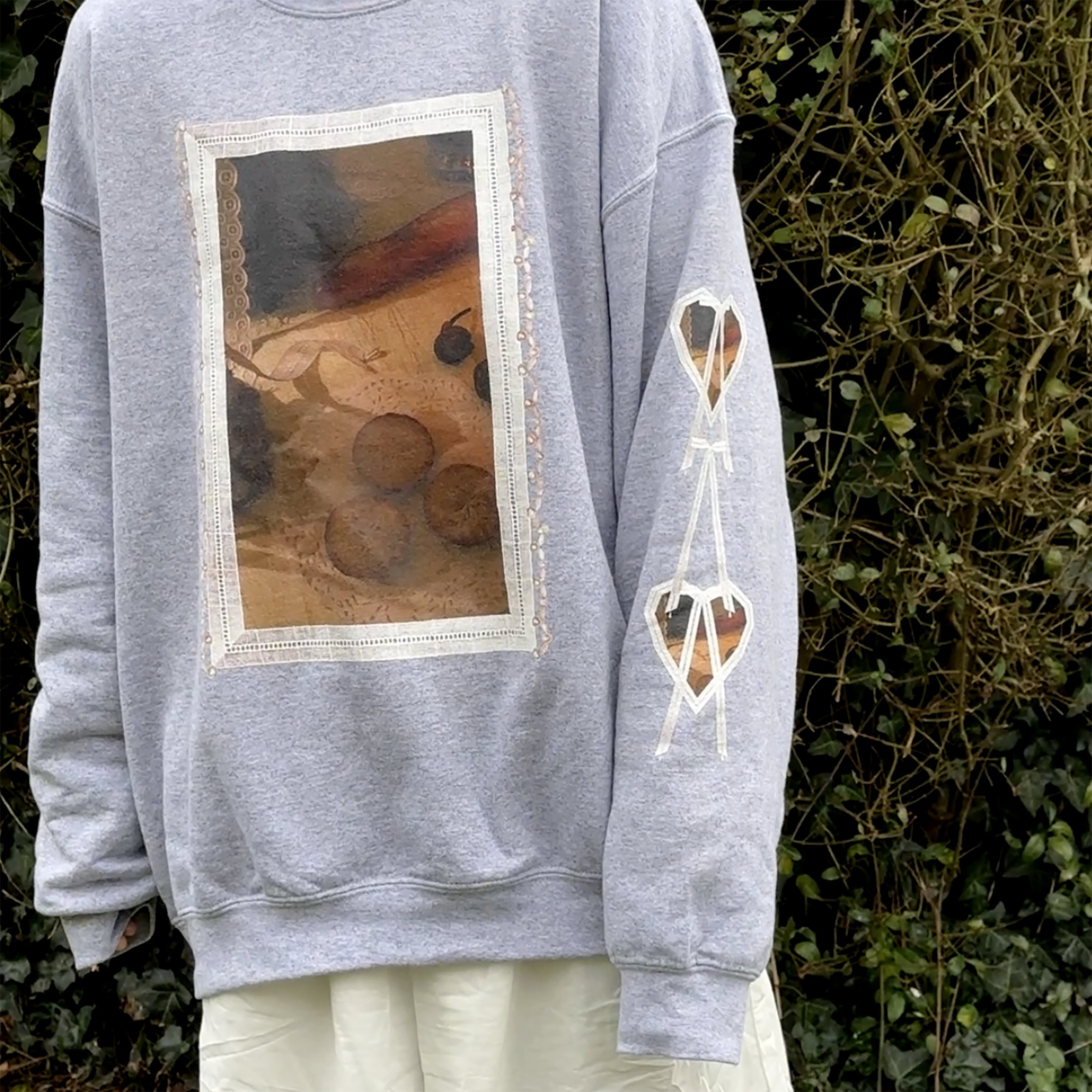 ribbon_sweater_1.jpg