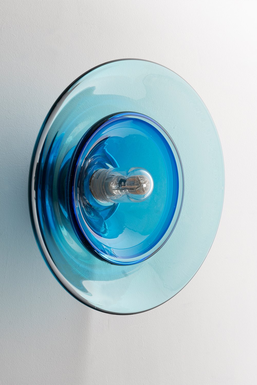 Hand-Blown-Classic-Glass-Pendant-Bathroom-Wall-Light-Siren.jpg