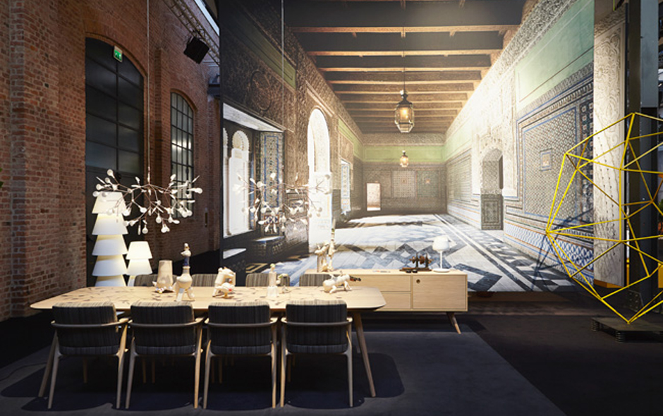 2/6 Moooi's expansive showroom featuring photography by Massimo Listri.