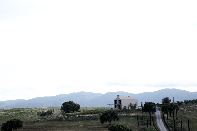 Piero Lissoni's own house in Tuscany.