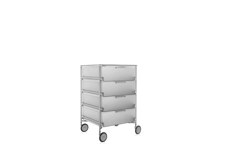 2. Mobil storage The Mobil modular storage system won a Compasso d’Oro award in 1994. Like the Componibili before it, Mobil broke new ground with the combination of a finely detailed metal frame with a translucent plastic drawer system and also created a lighter feel for office furniture.