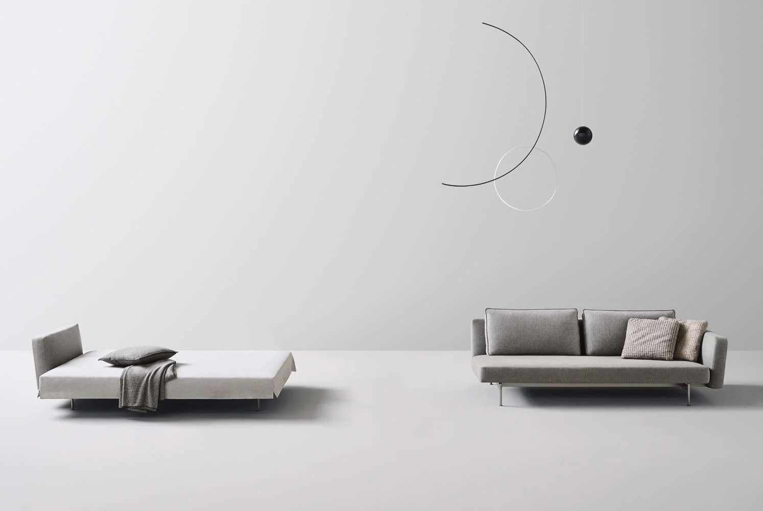 The flexibility of Saké allows for multiple seating and sleeping options.