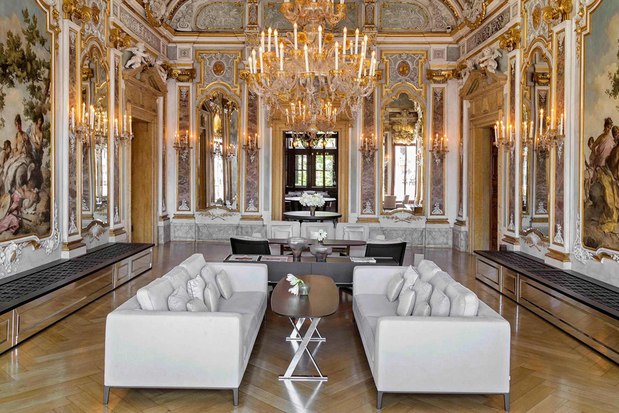 morespacemagazine-Aman-Venice_Mirror_Lounge6.jpg
