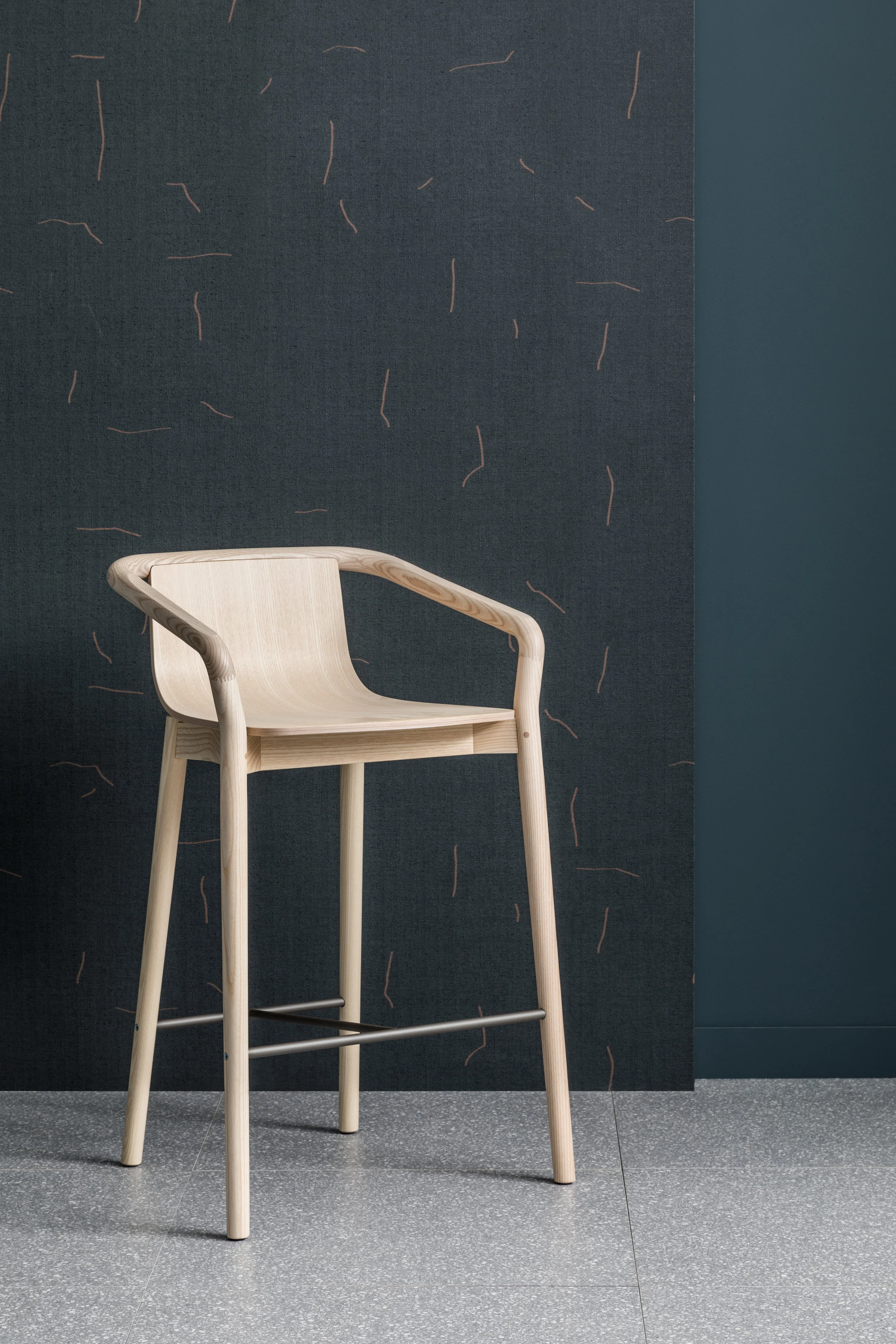 The new Thomas chair collection now has an expanded range of chairs designed for the home, restaurants and workspaces. 
